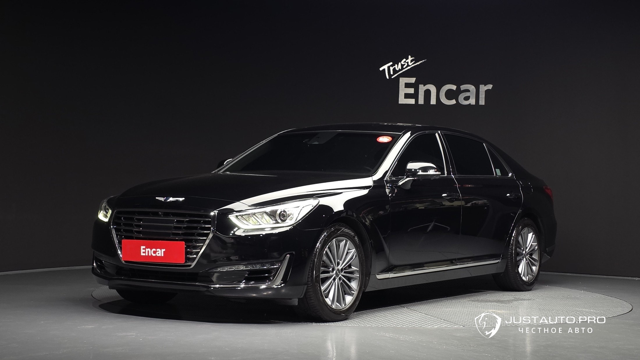 Автомобиль Genesis EQ900