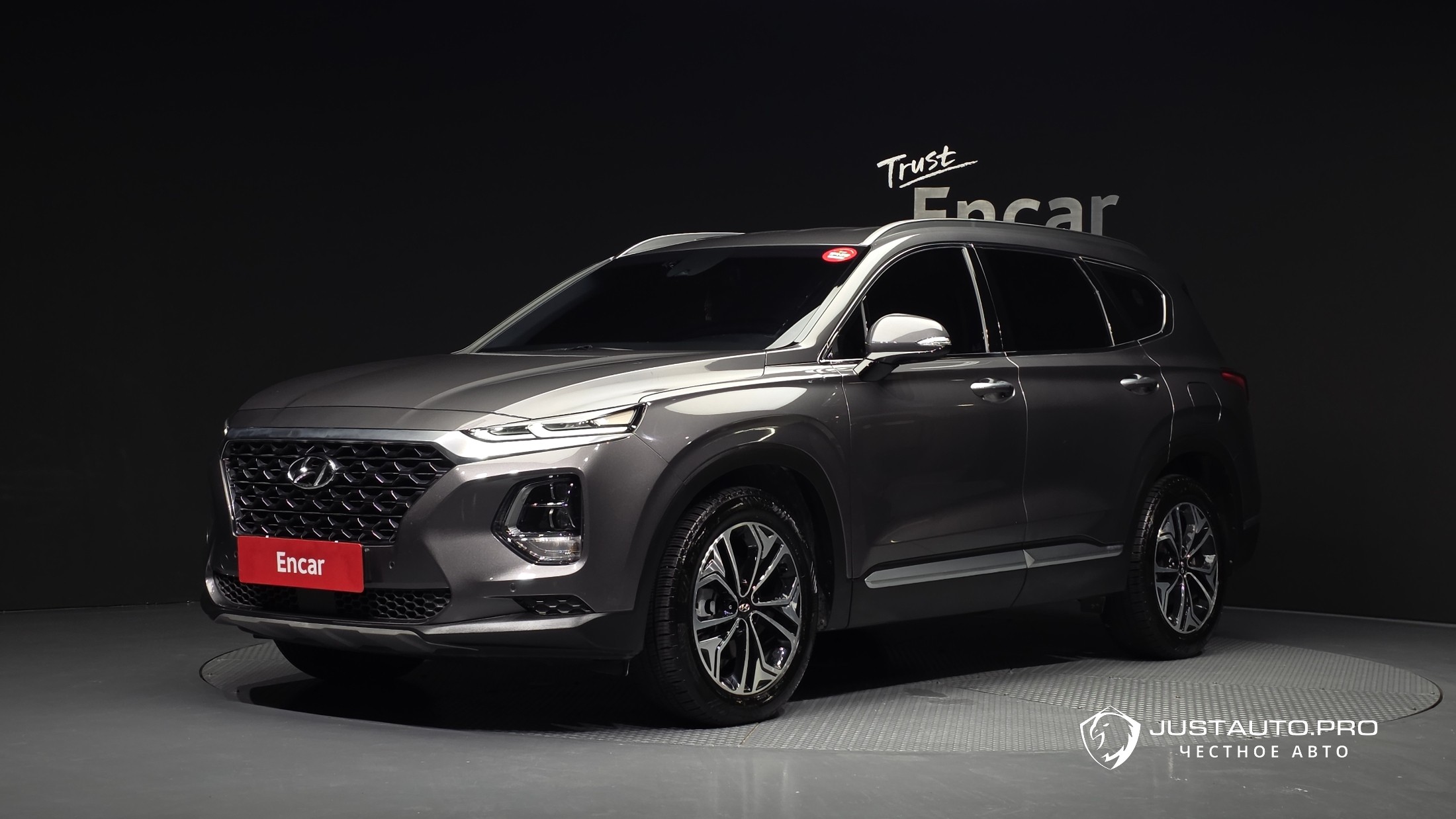 Автомобиль Hyundai Santafe