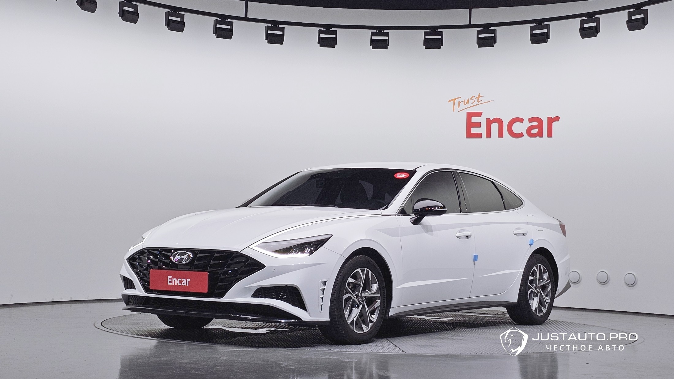 Автомобиль Hyundai Sonata