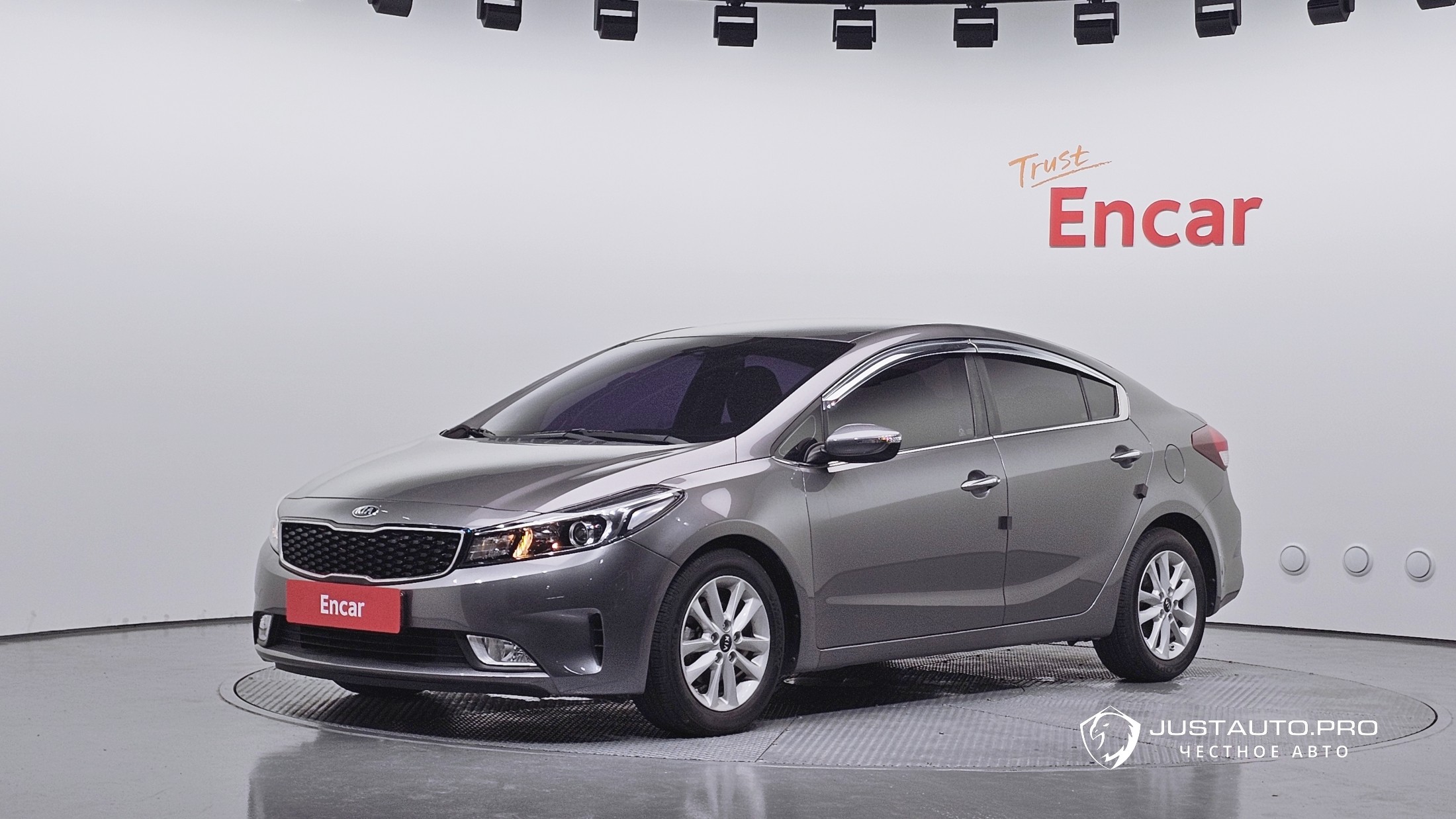 Автомобиль Kia K3