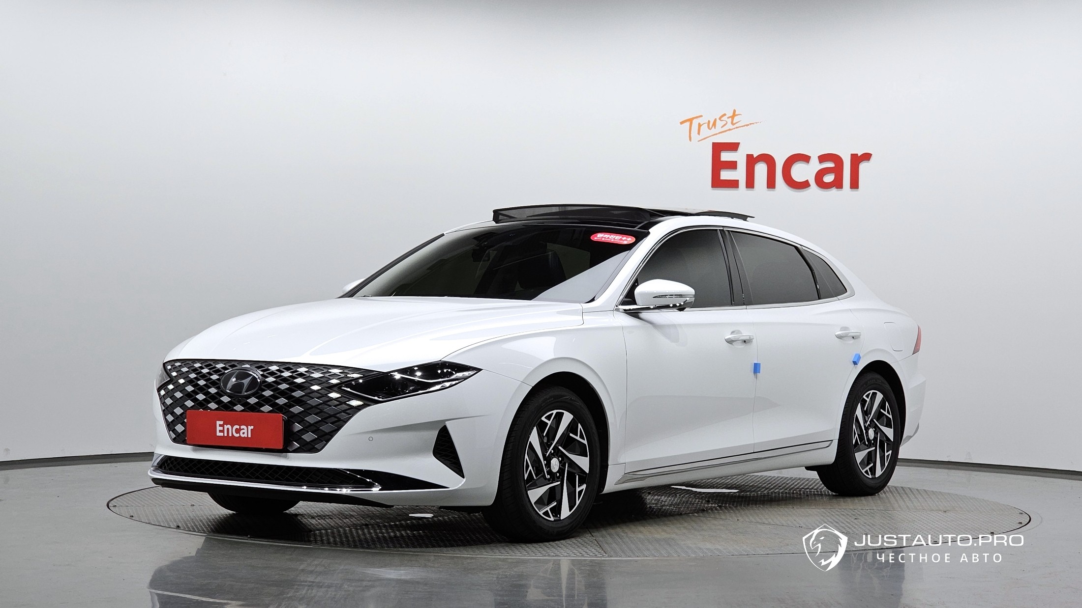Автомобиль Hyundai Grandeur