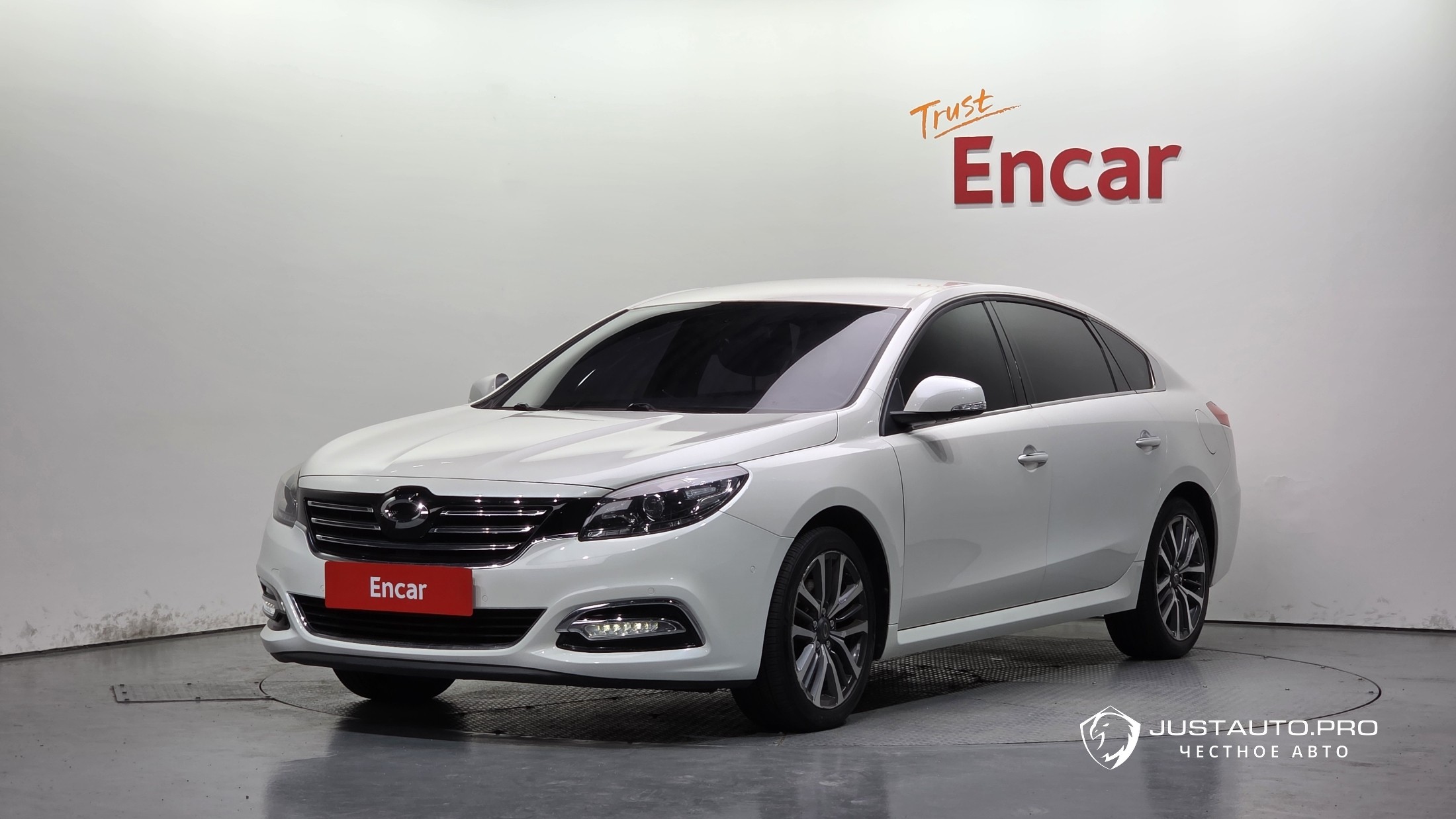 Автомобиль Renault-KoreaSamsung SM7