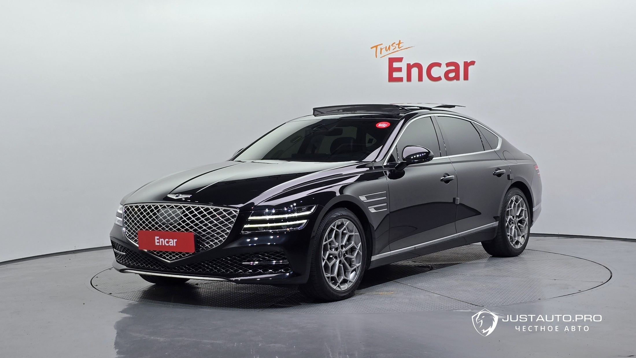 Автомобиль Genesis G80