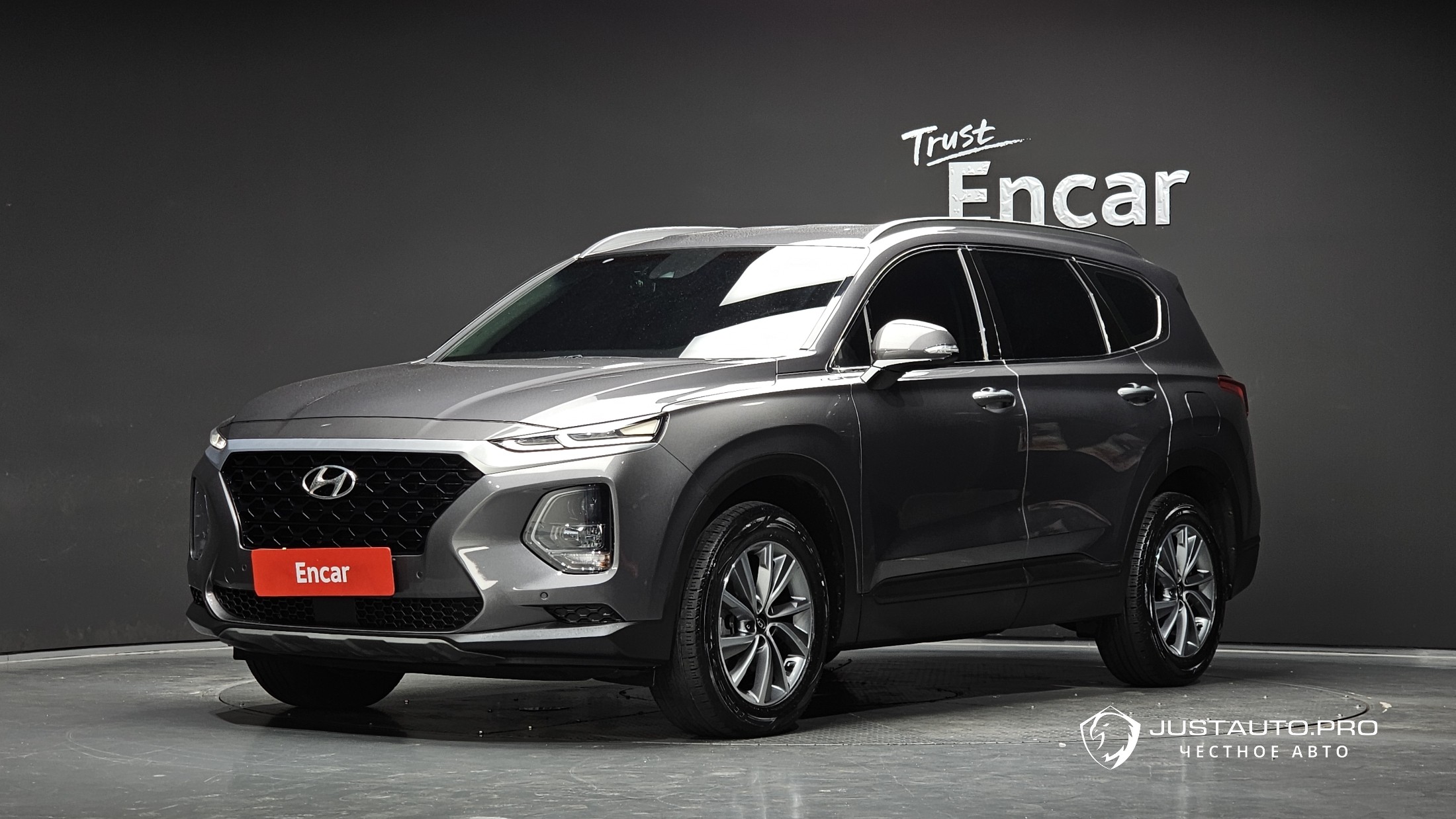 Автомобиль Hyundai Santafe