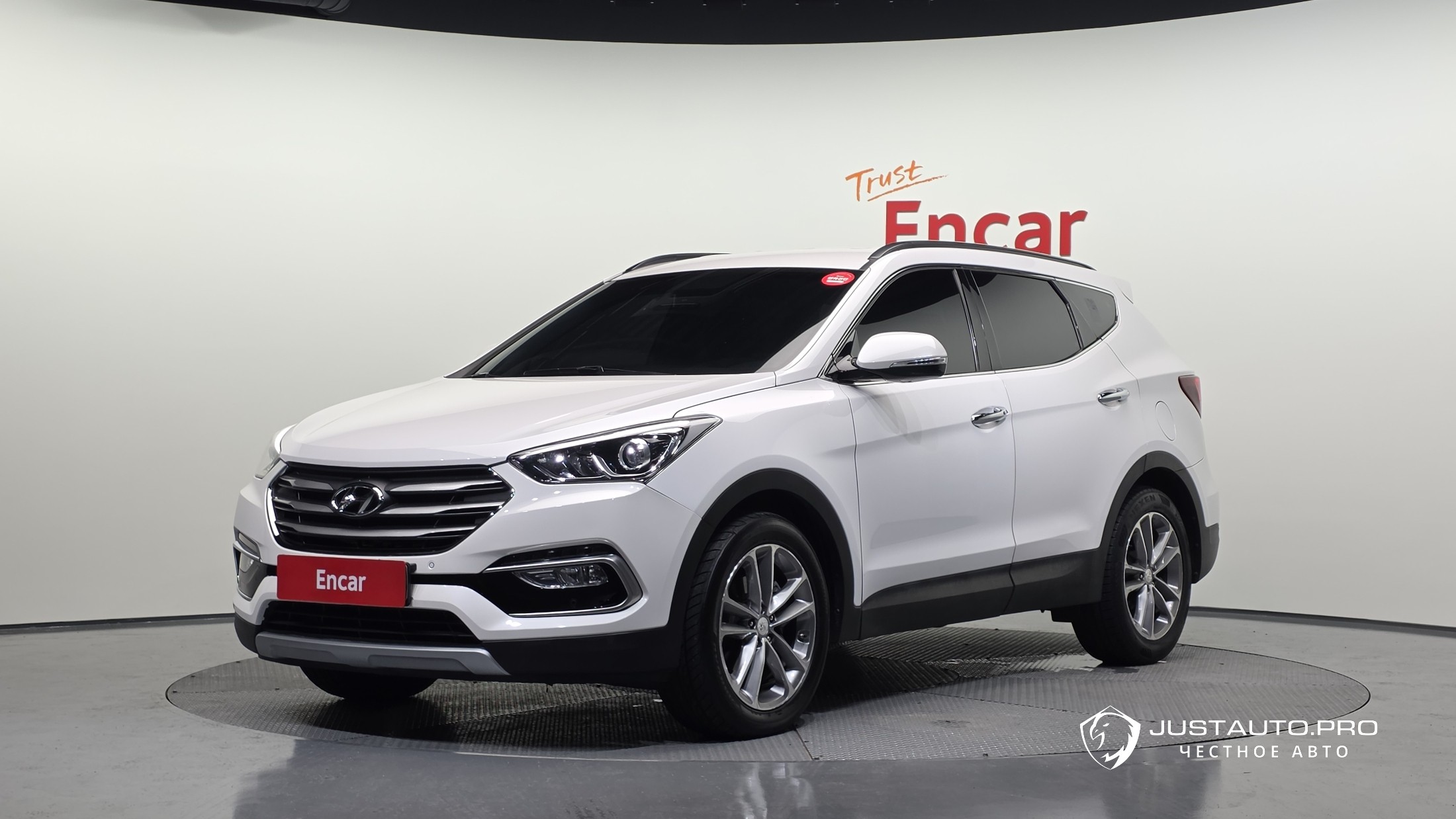 Автомобиль Hyundai Santafe