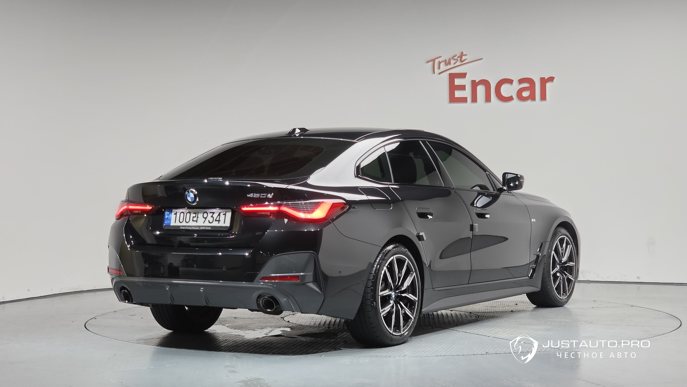 Автомобиль BMW 4-Series