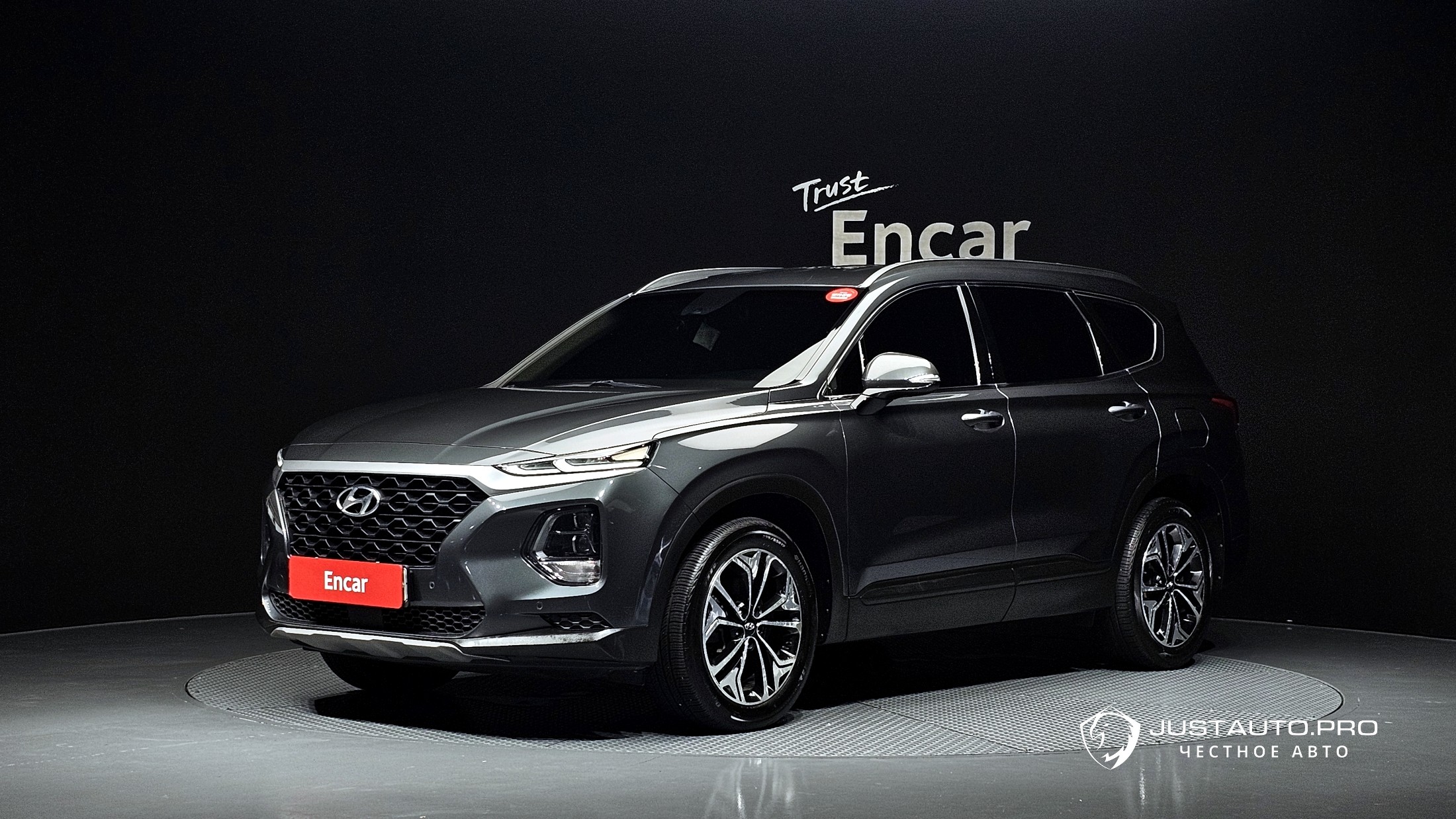 Автомобиль Hyundai Santafe