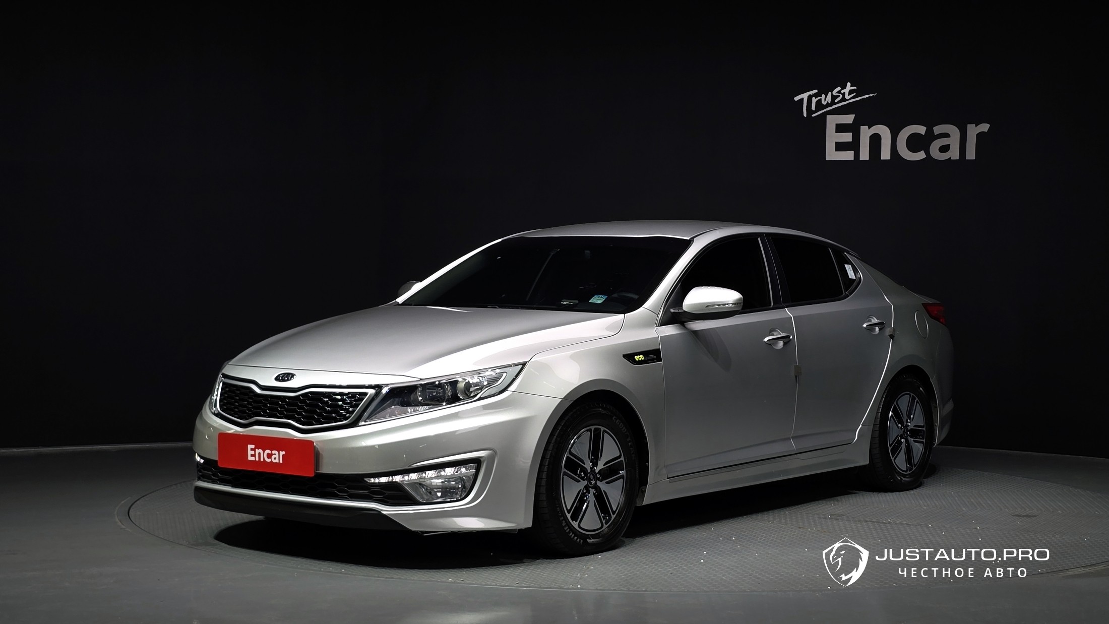Автомобиль Kia K5