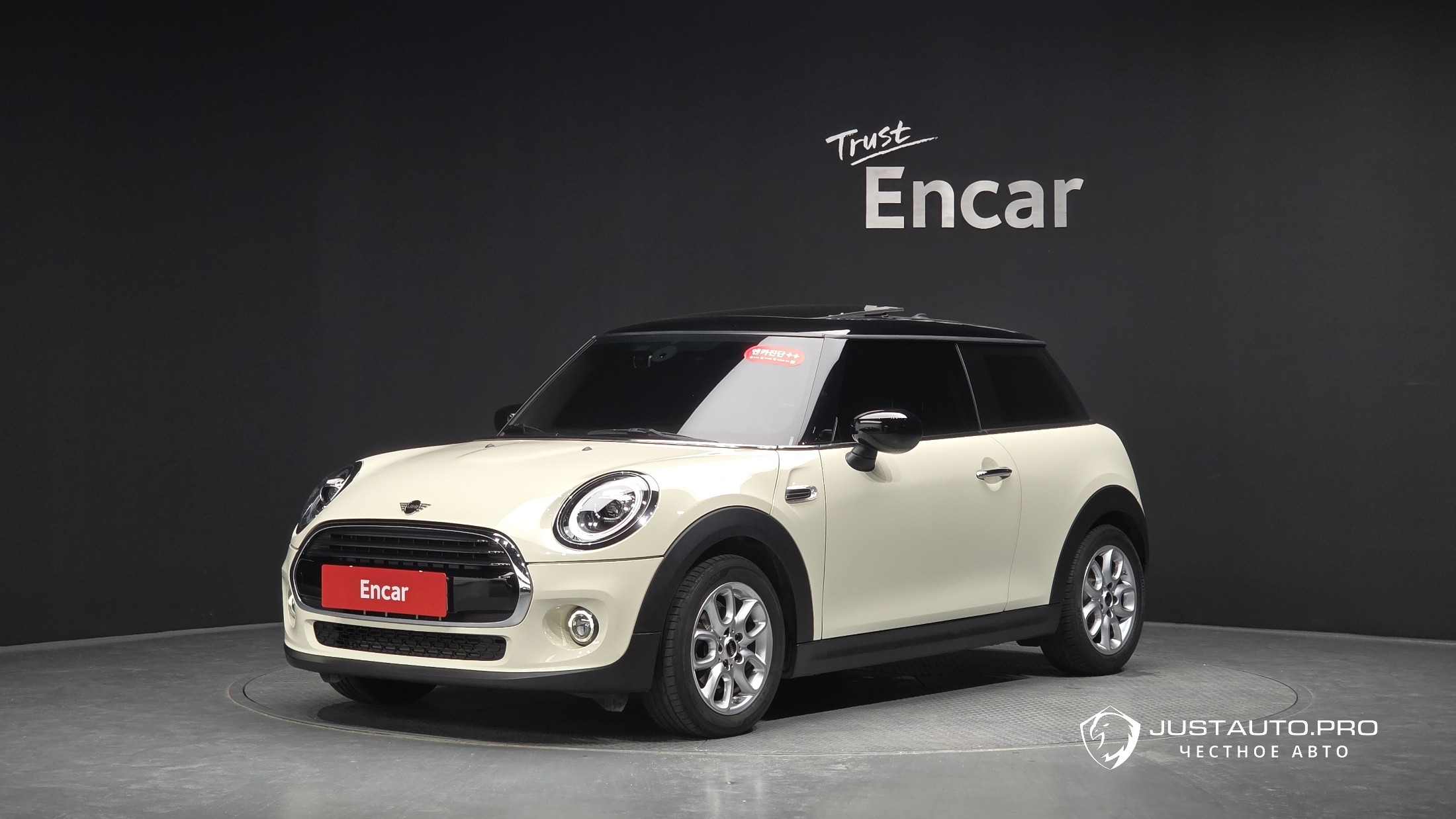 Автомобиль Mini Cooper