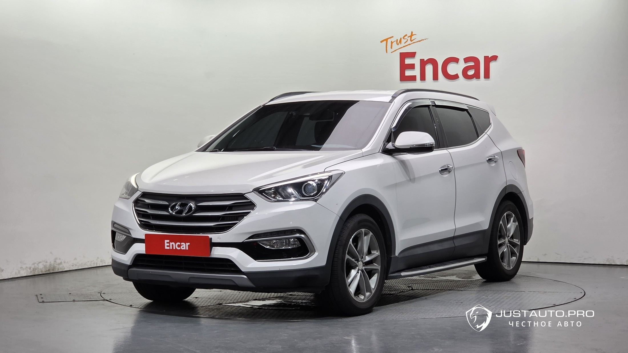 Автомобиль Hyundai Santafe
