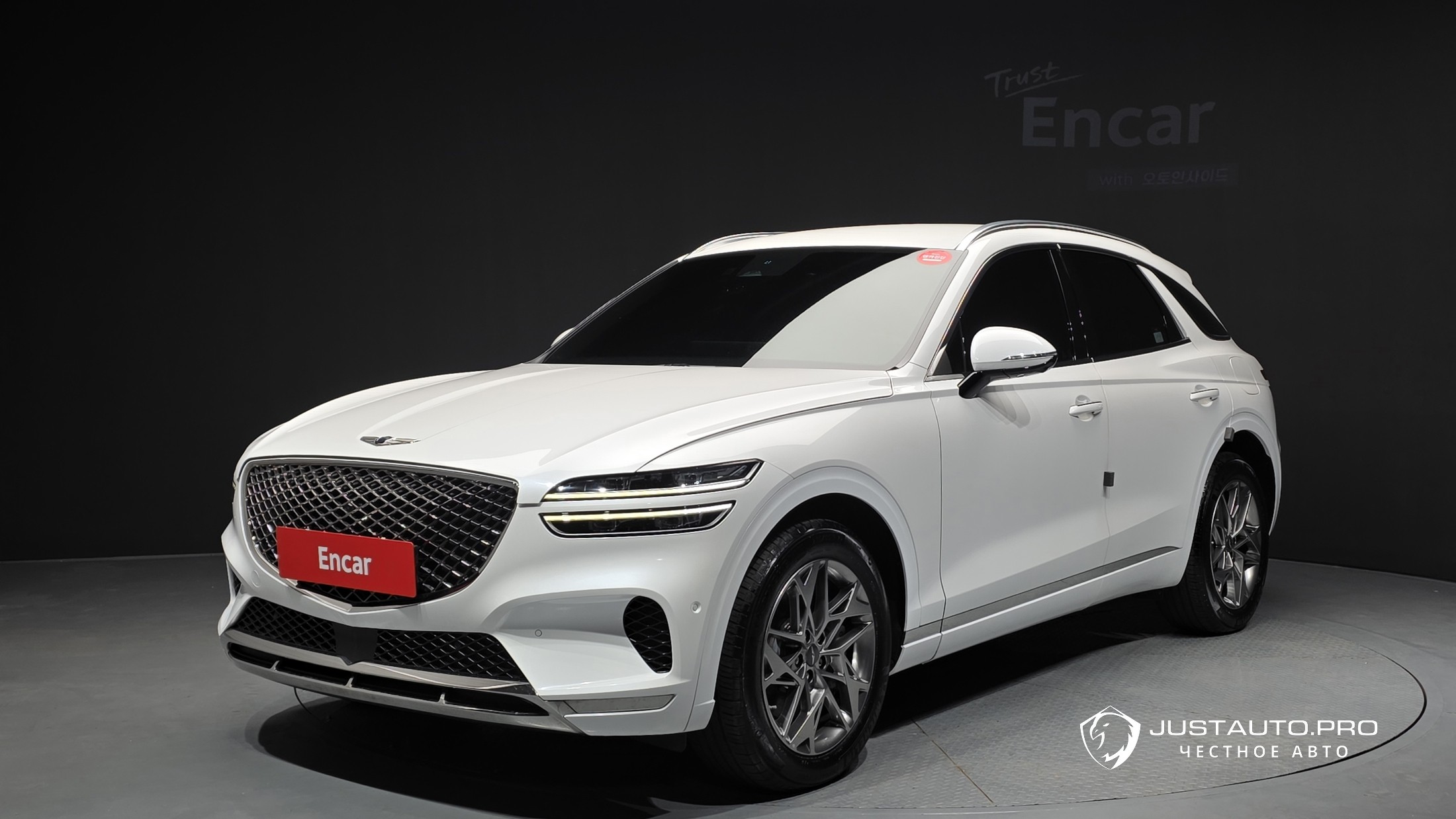 Автомобиль Genesis GV70