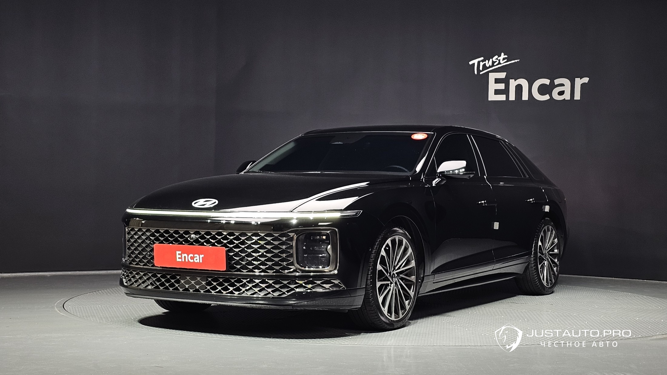 Автомобиль Hyundai Grandeur