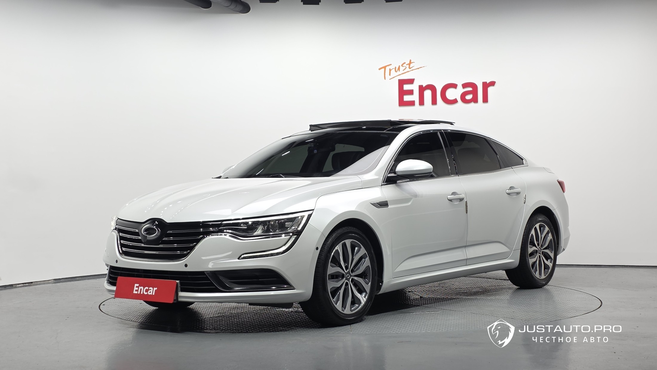 Автомобиль Renault-KoreaSamsung SM6