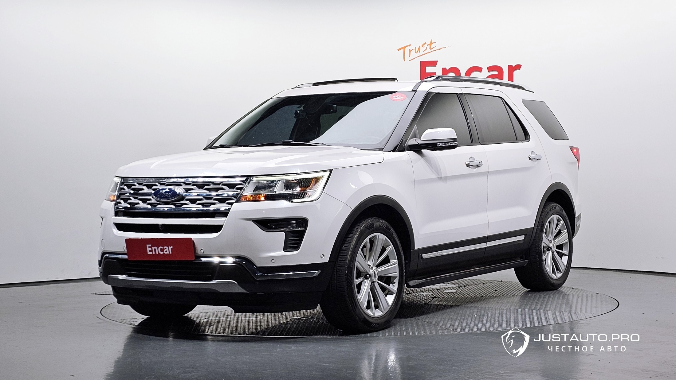 Автомобиль Ford Explorer