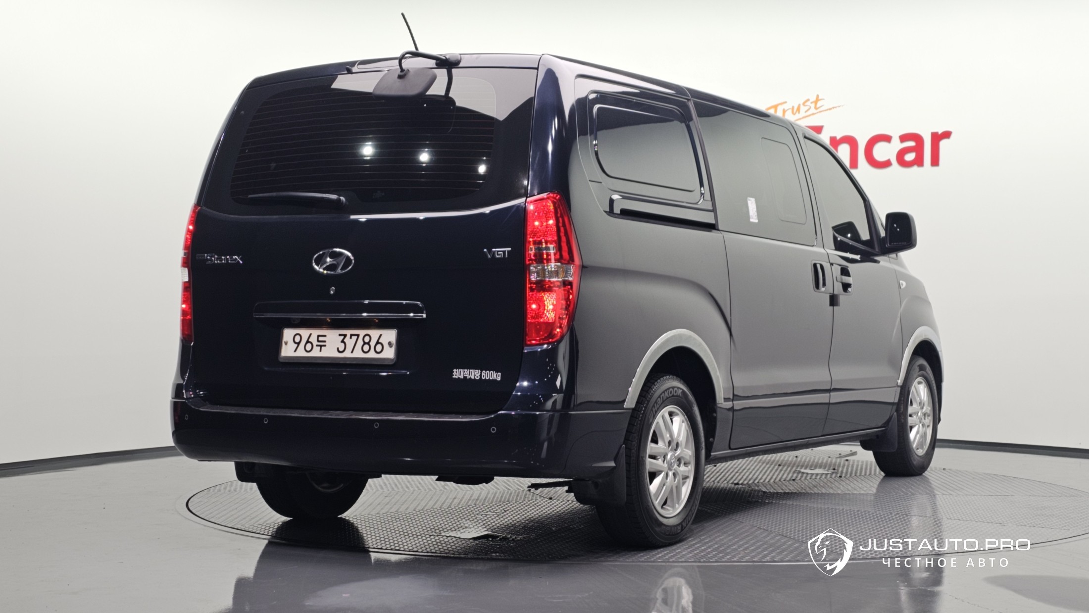 Автомобиль Hyundai Starex