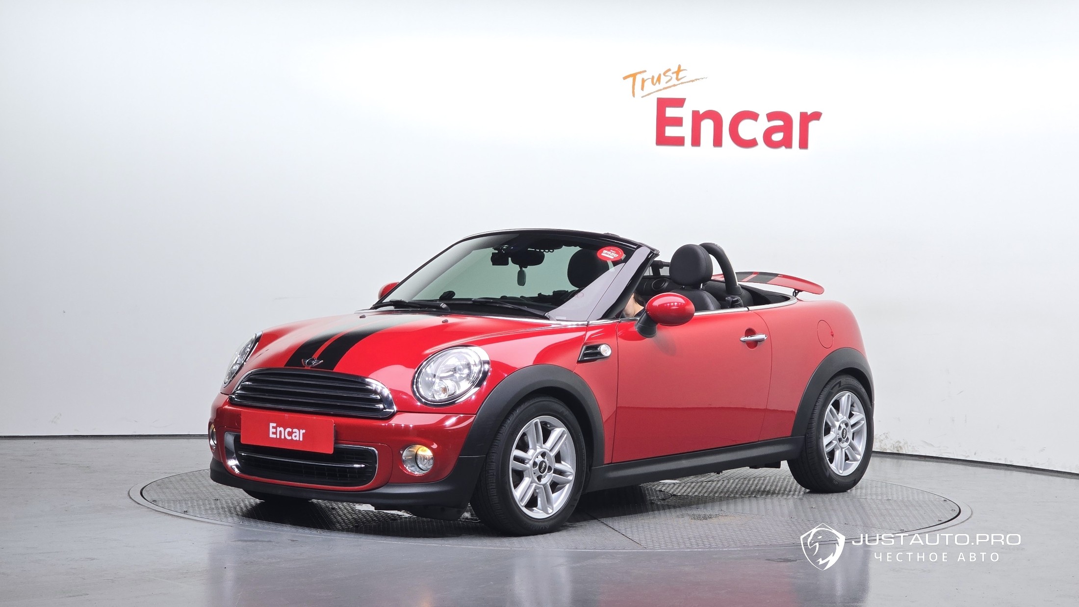 Автомобиль Mini Roadster