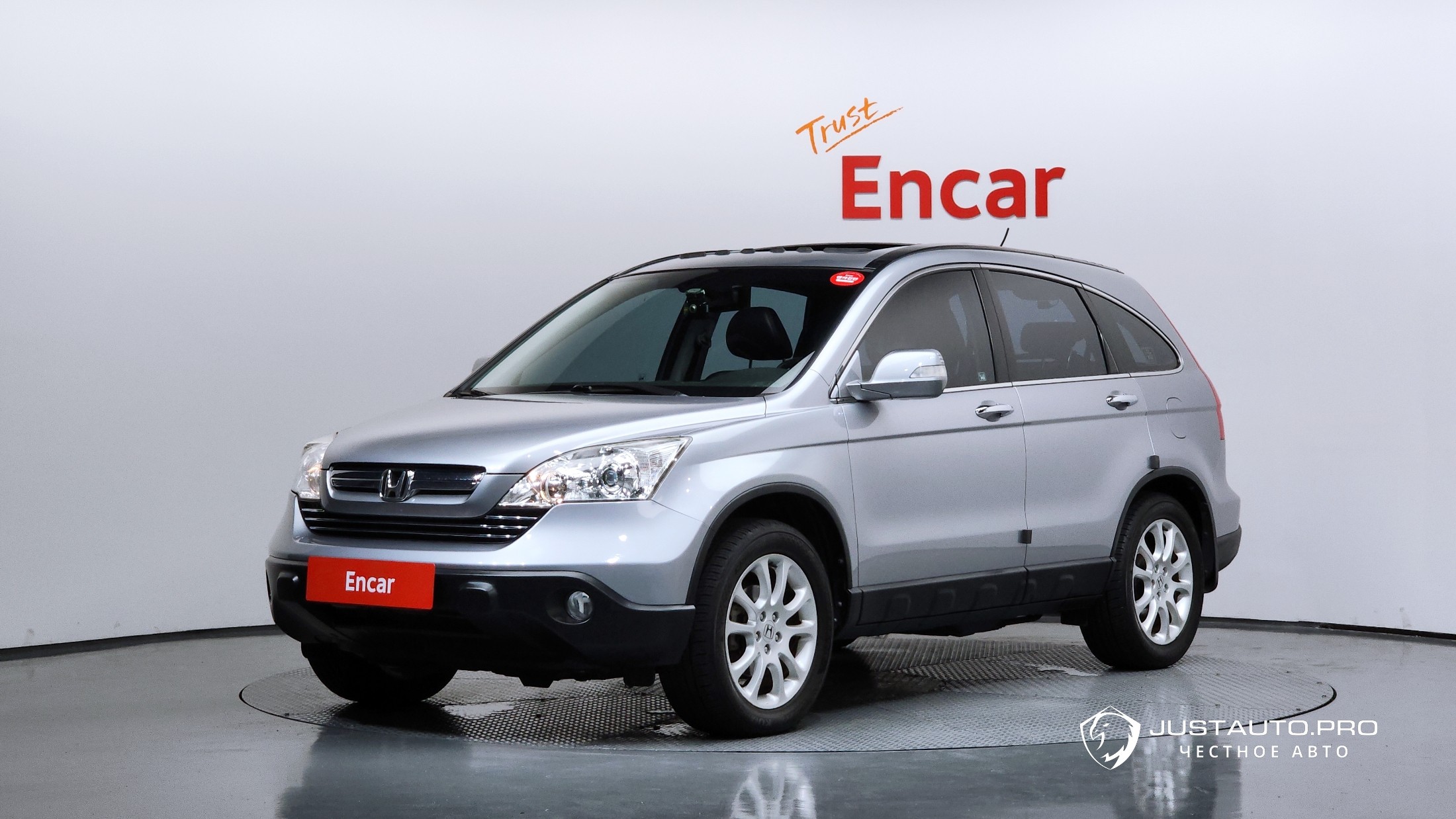 Автомобиль Honda CR-V