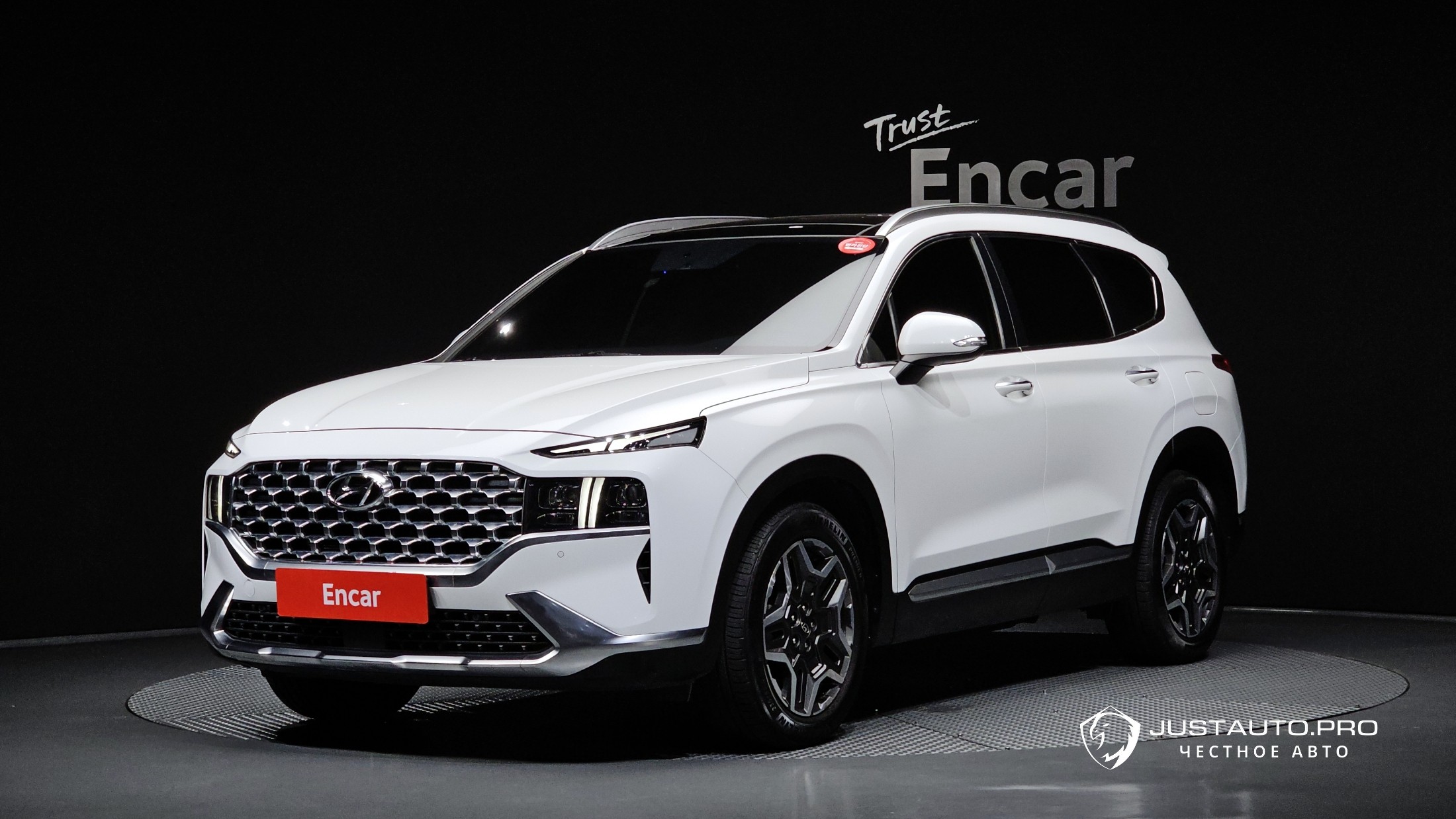 Автомобиль Hyundai Santafe