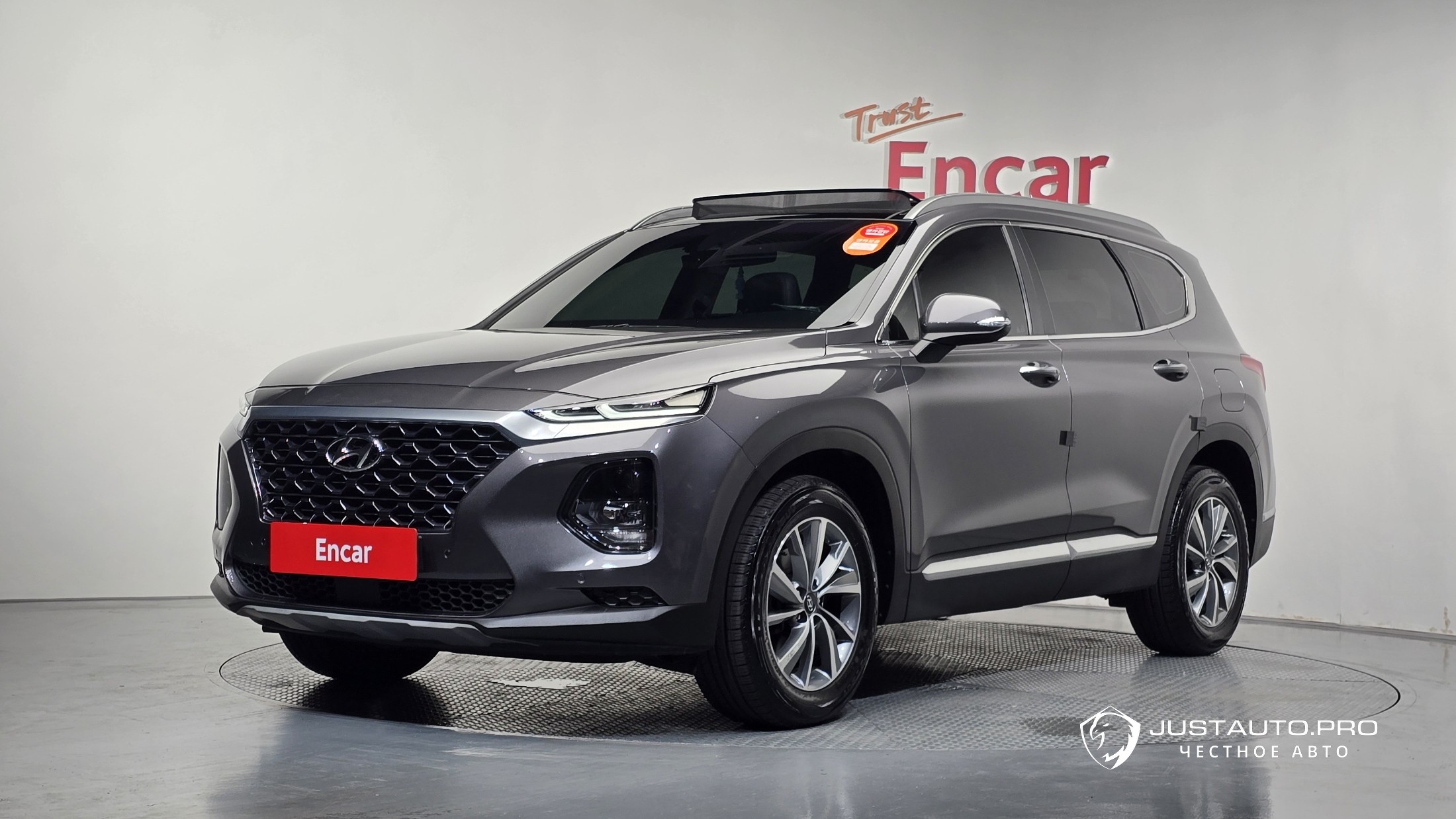 Автомобиль Hyundai Santafe