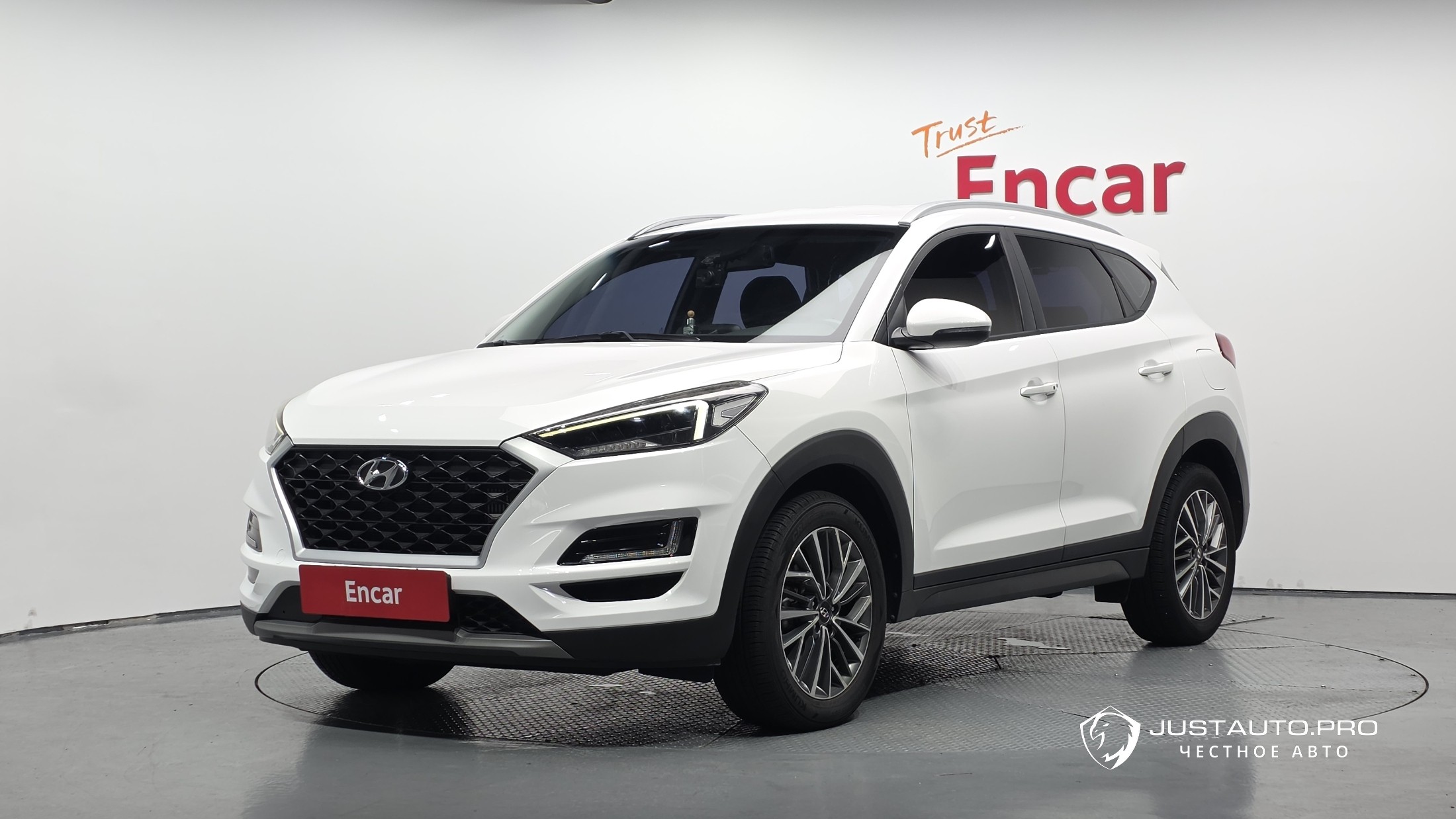 Автомобиль Hyundai Tucson