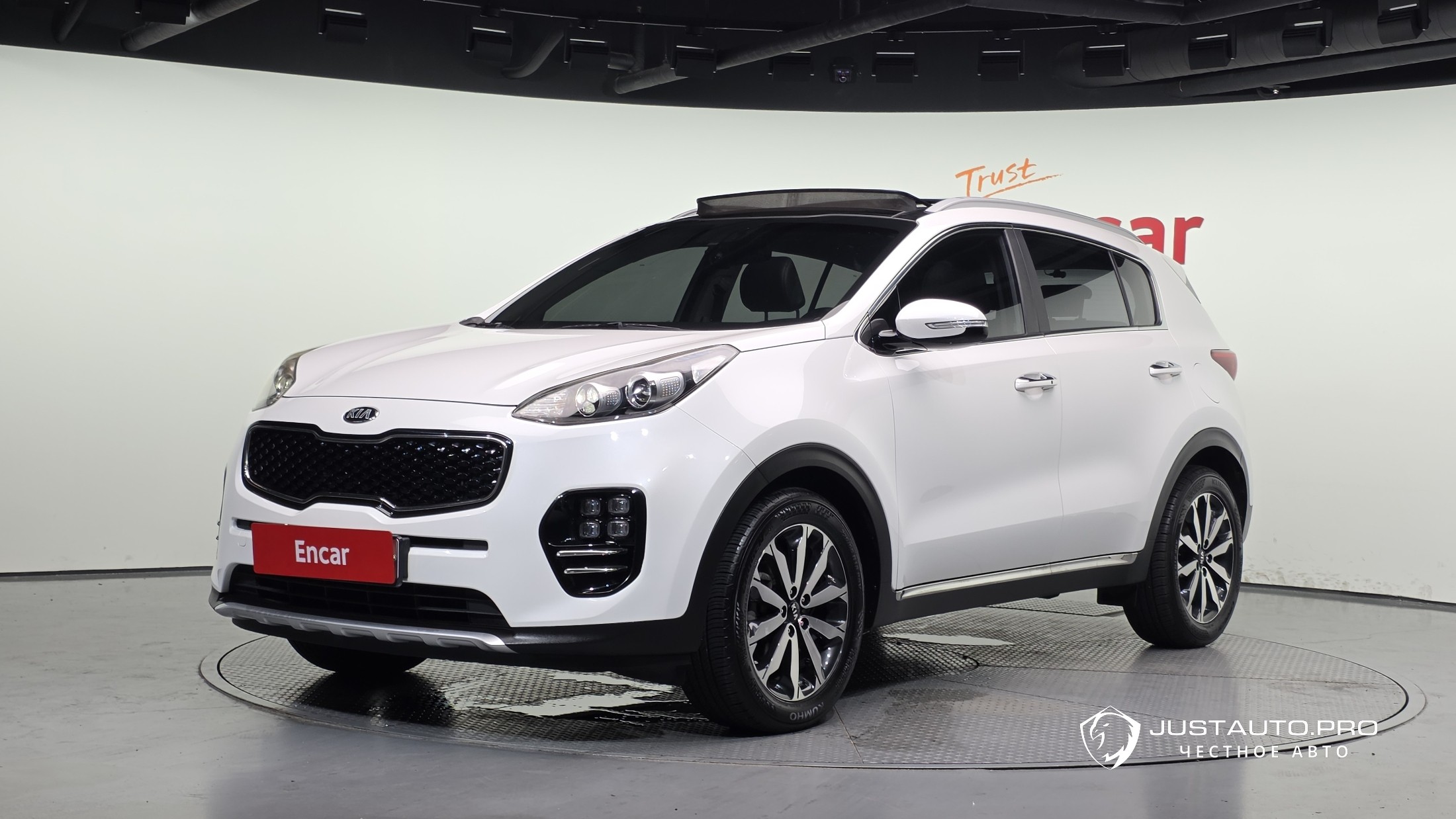 Автомобиль Kia Sportage