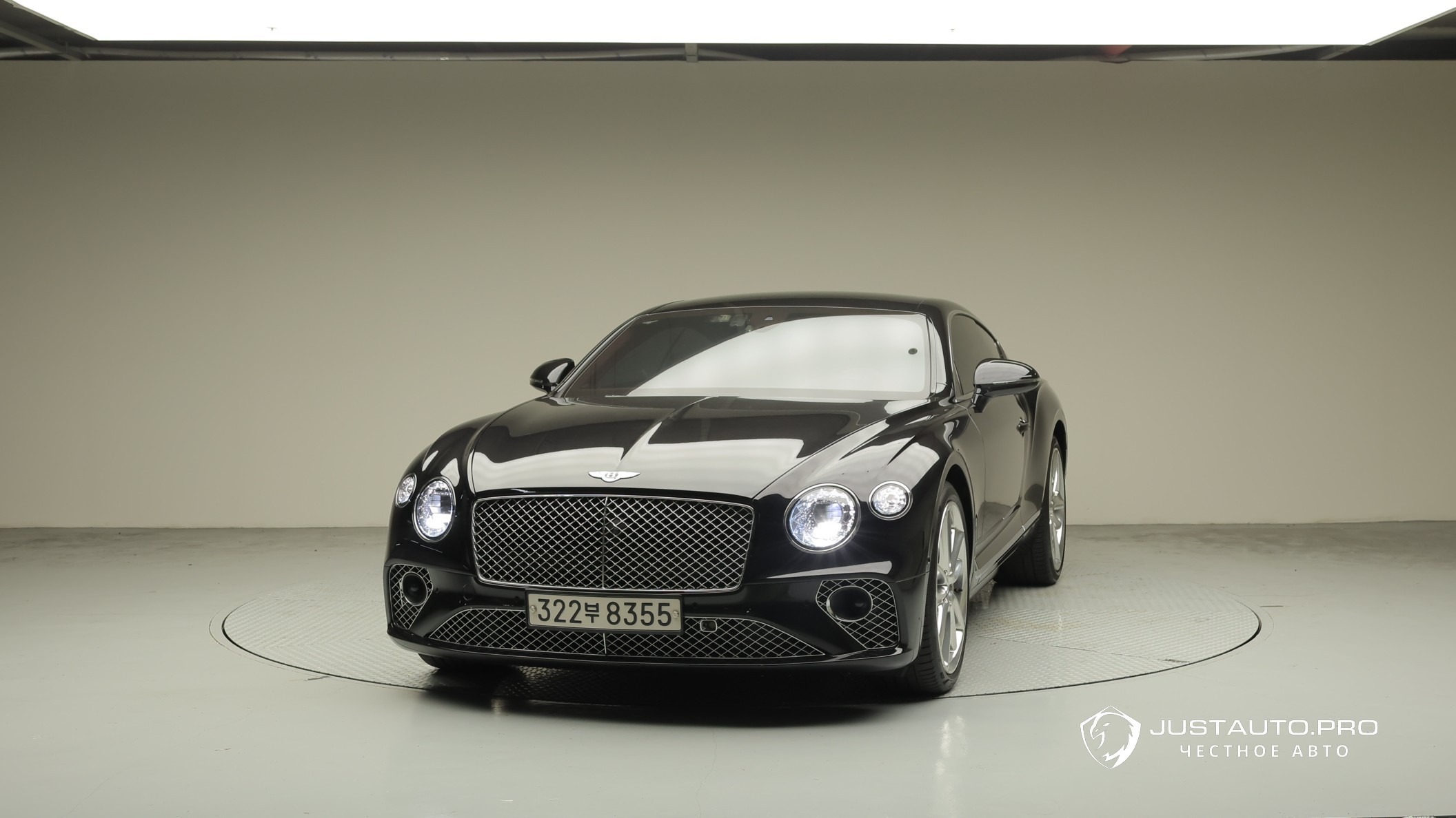 Автомобиль Bentley Continental