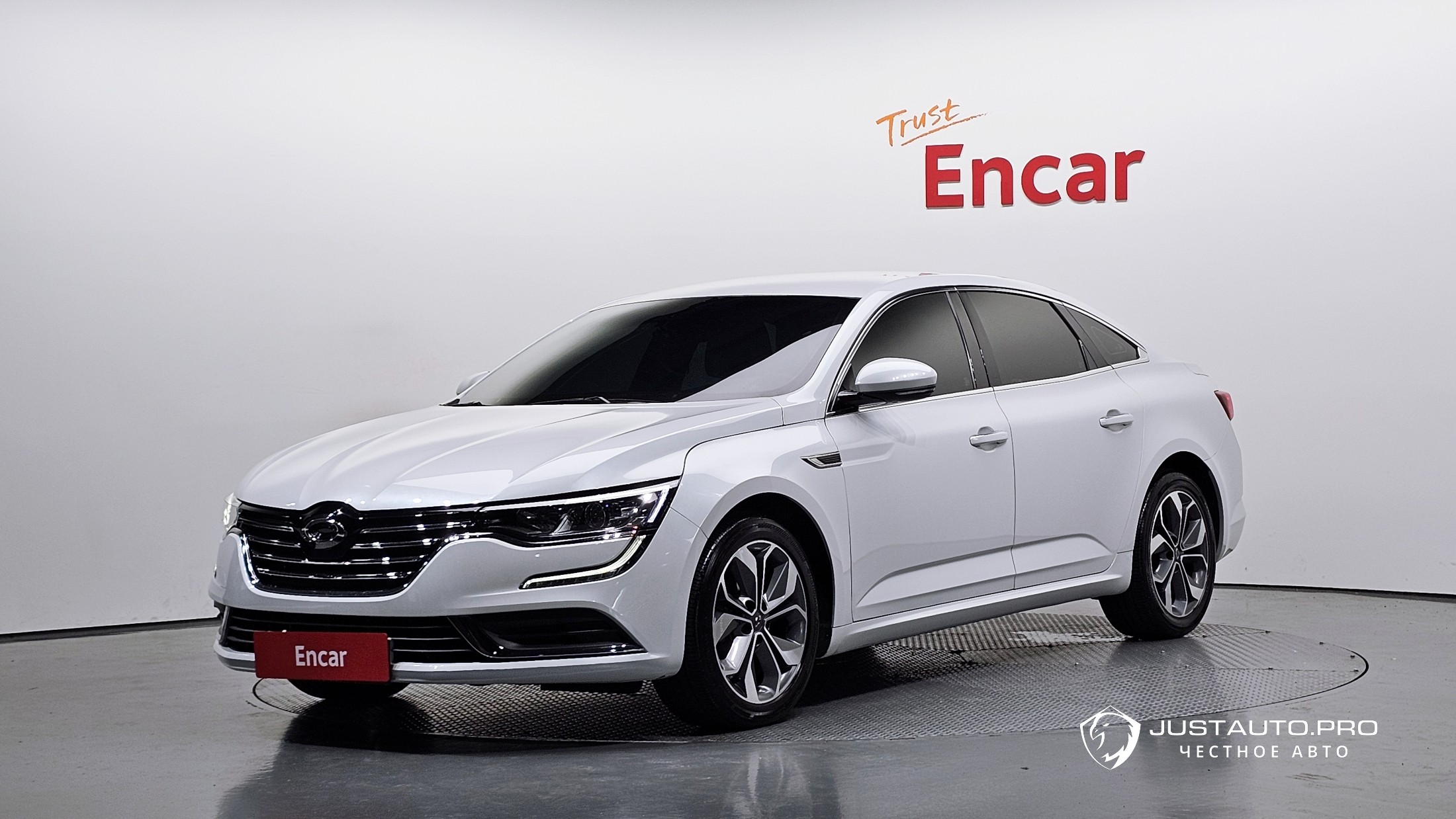 Автомобиль Renault-KoreaSamsung SM6