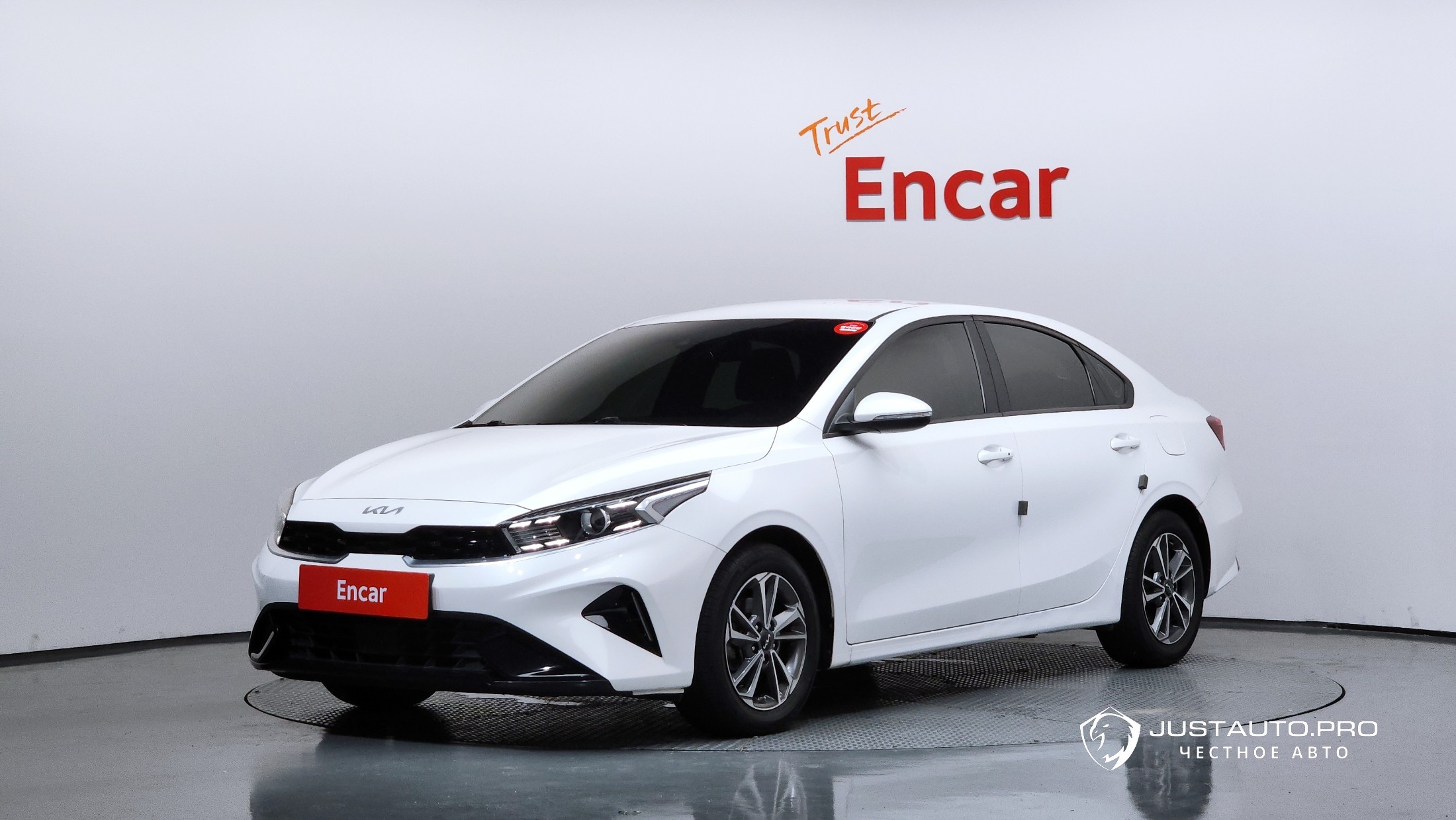 Автомобиль Kia K3