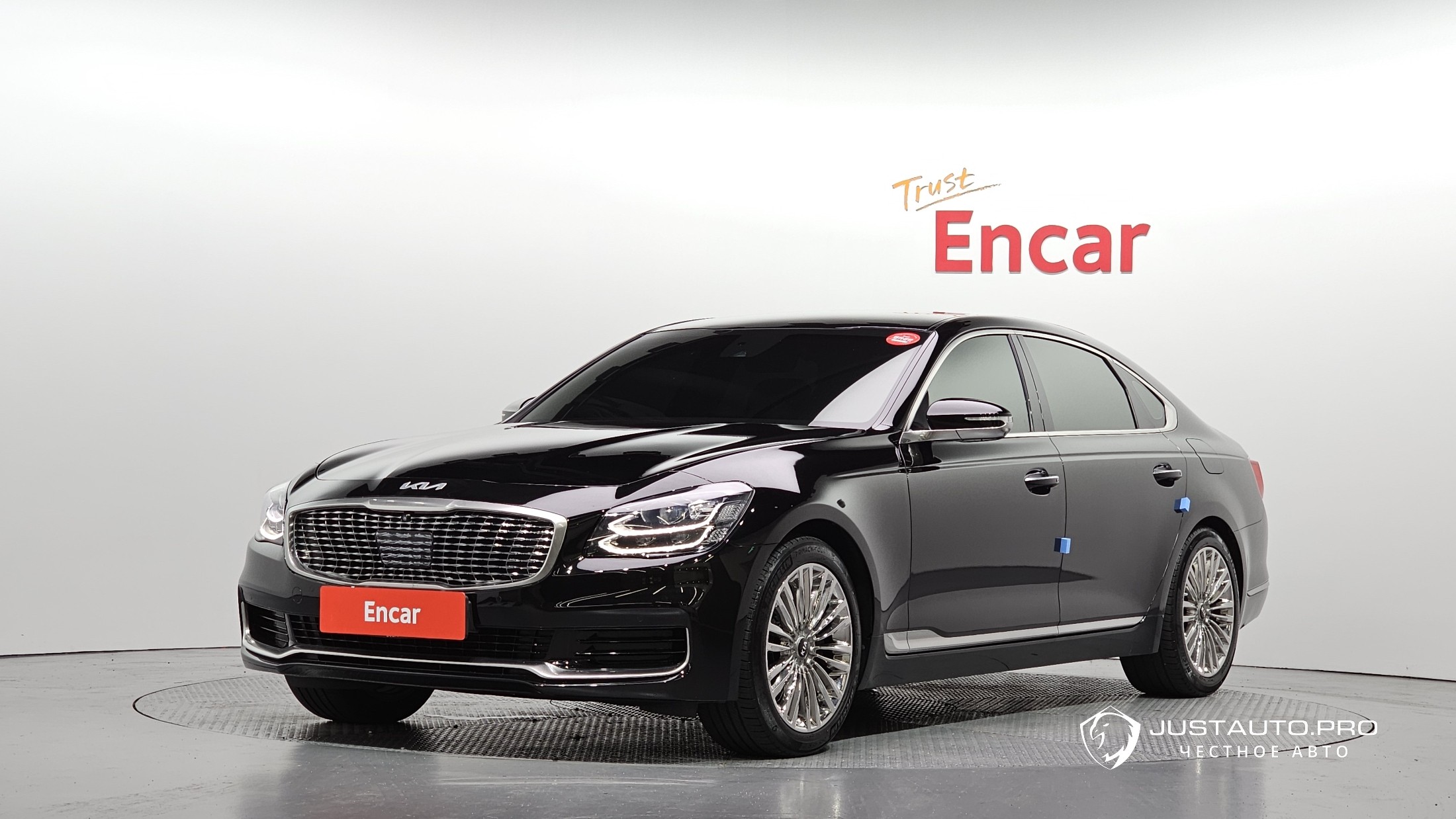 Автомобиль Kia K9