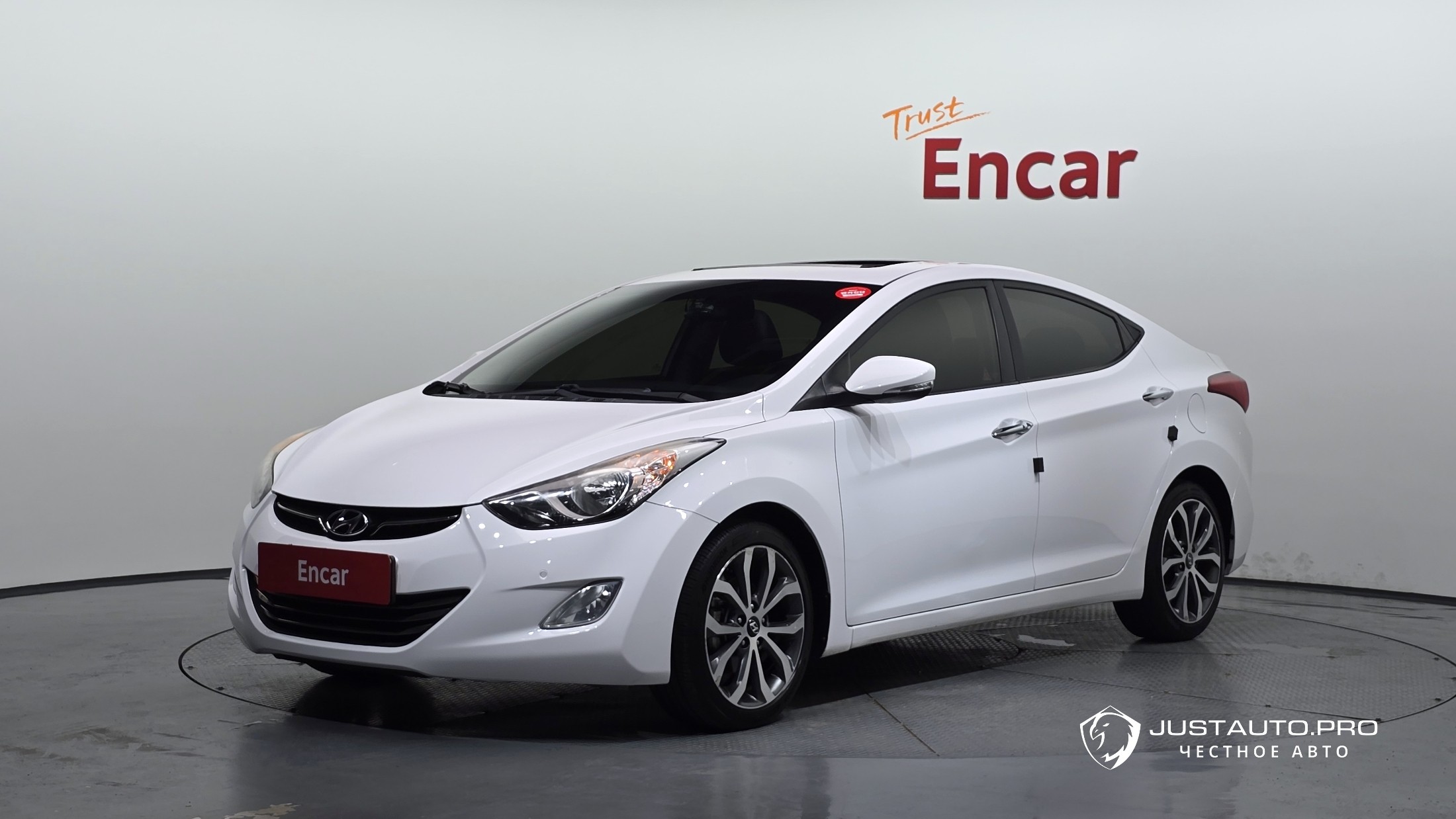 Автомобиль Hyundai AVANTE