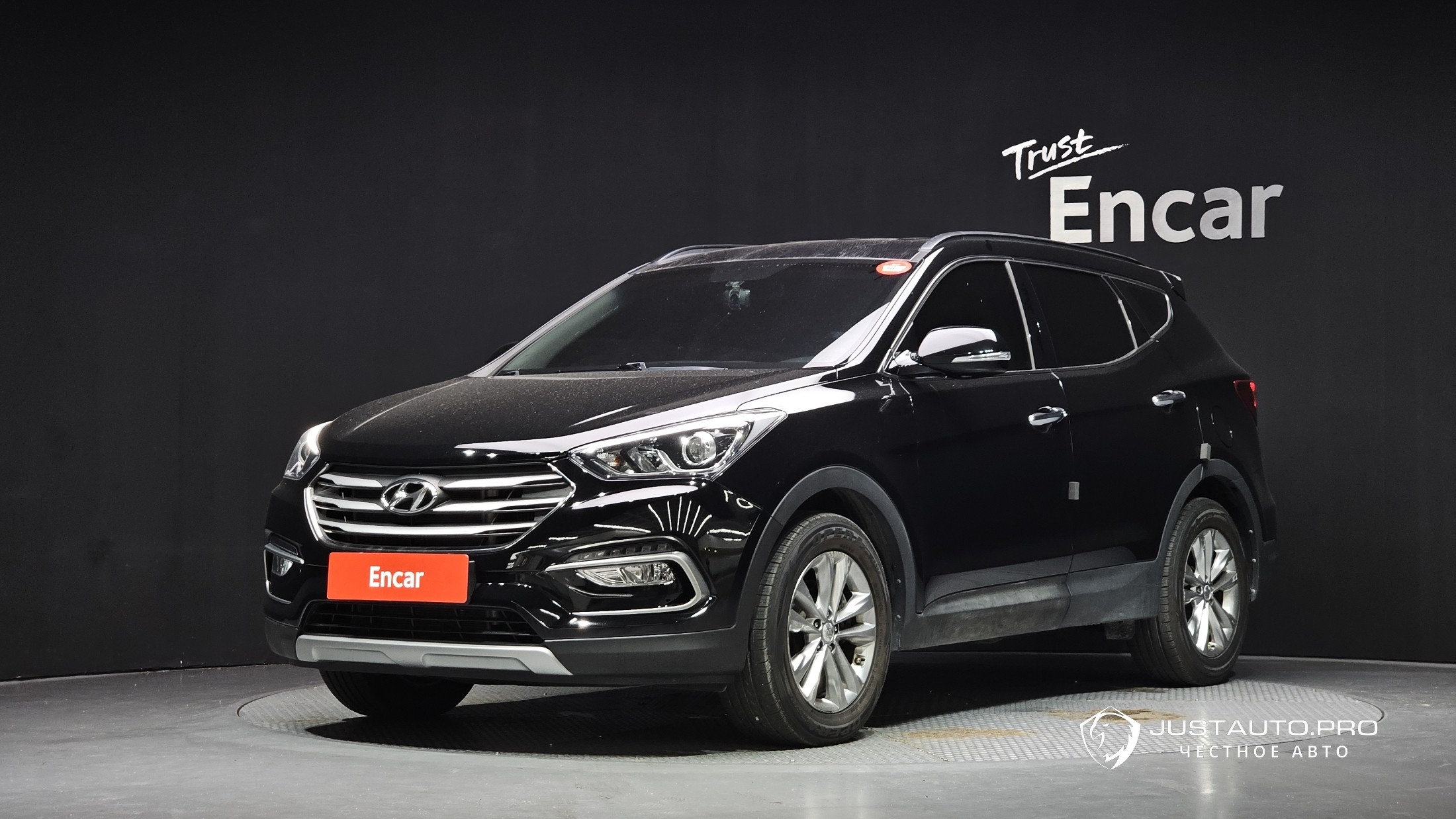 Автомобиль Hyundai Santafe