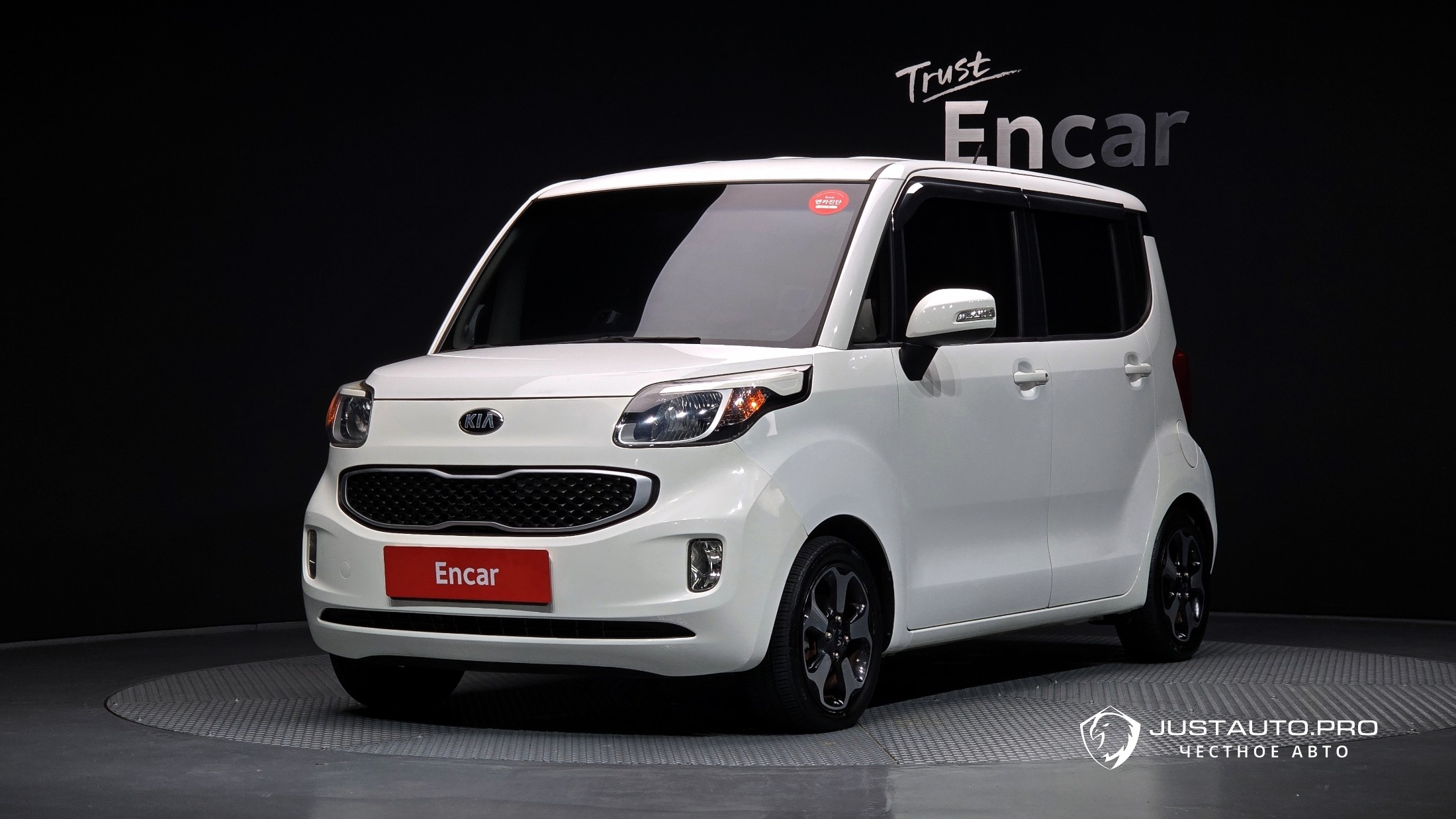 Автомобиль Kia RAY