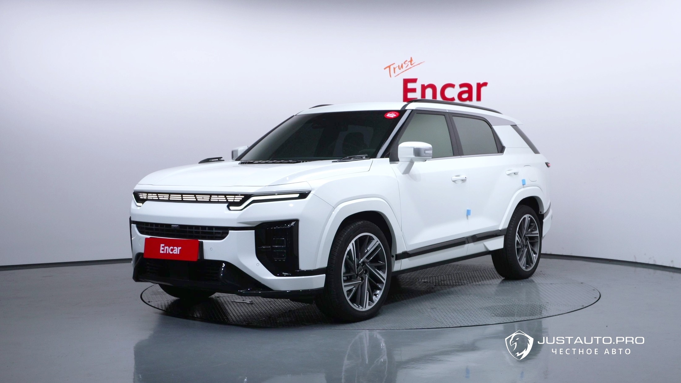 Автомобиль KG_Mobility_Ssangyong Actyon