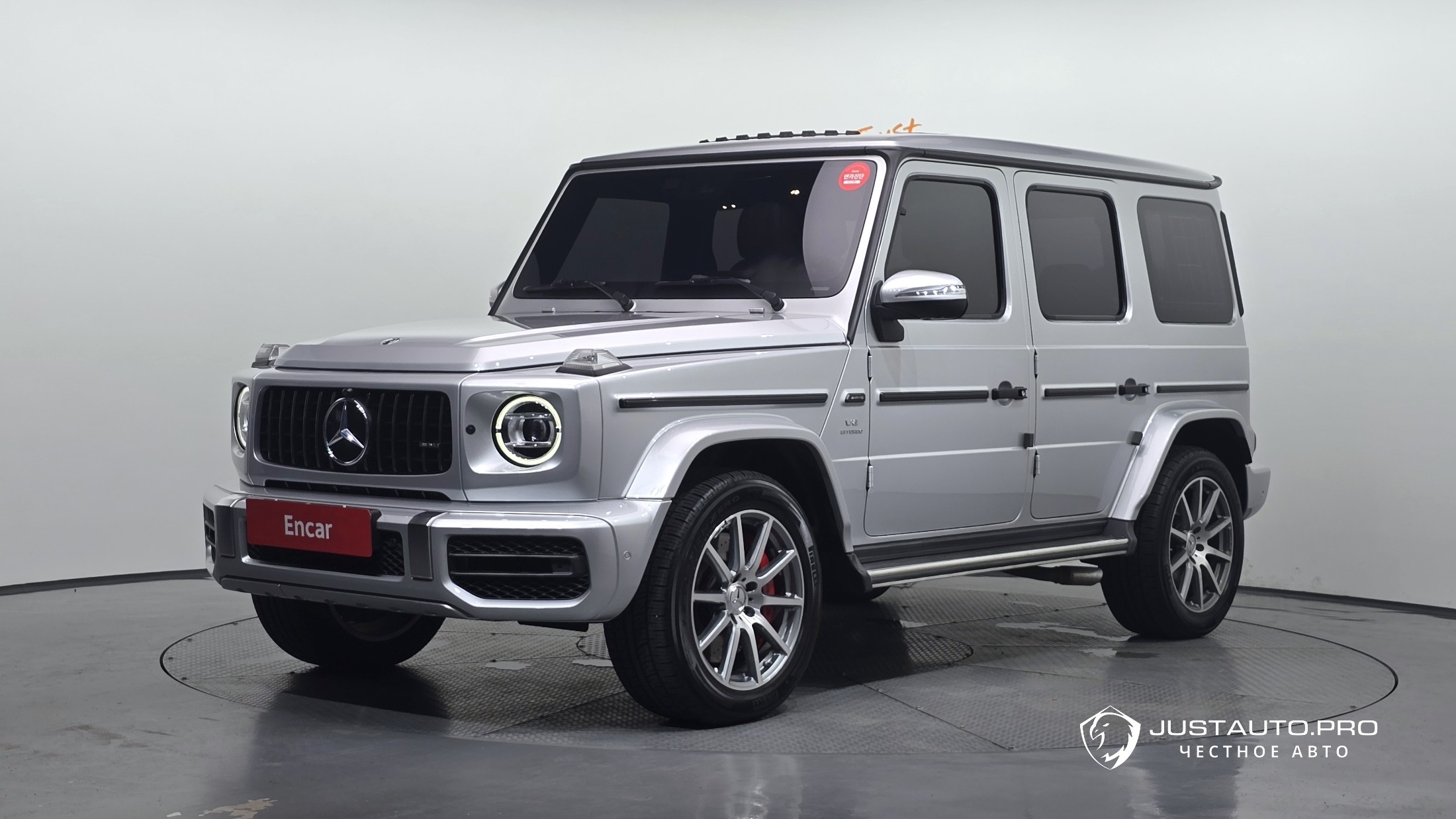 Автомобиль Mercedes-Benz G-Class
