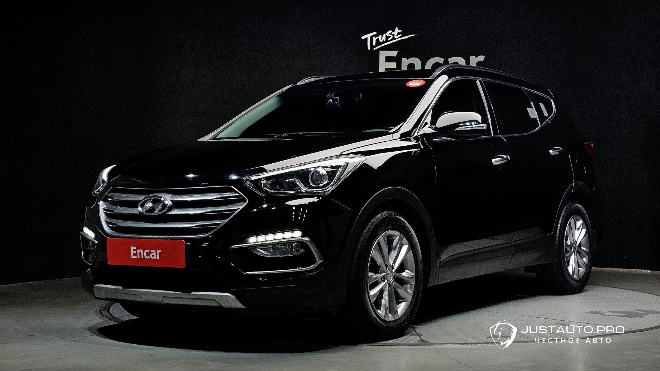 Автомобиль Hyundai Santafe