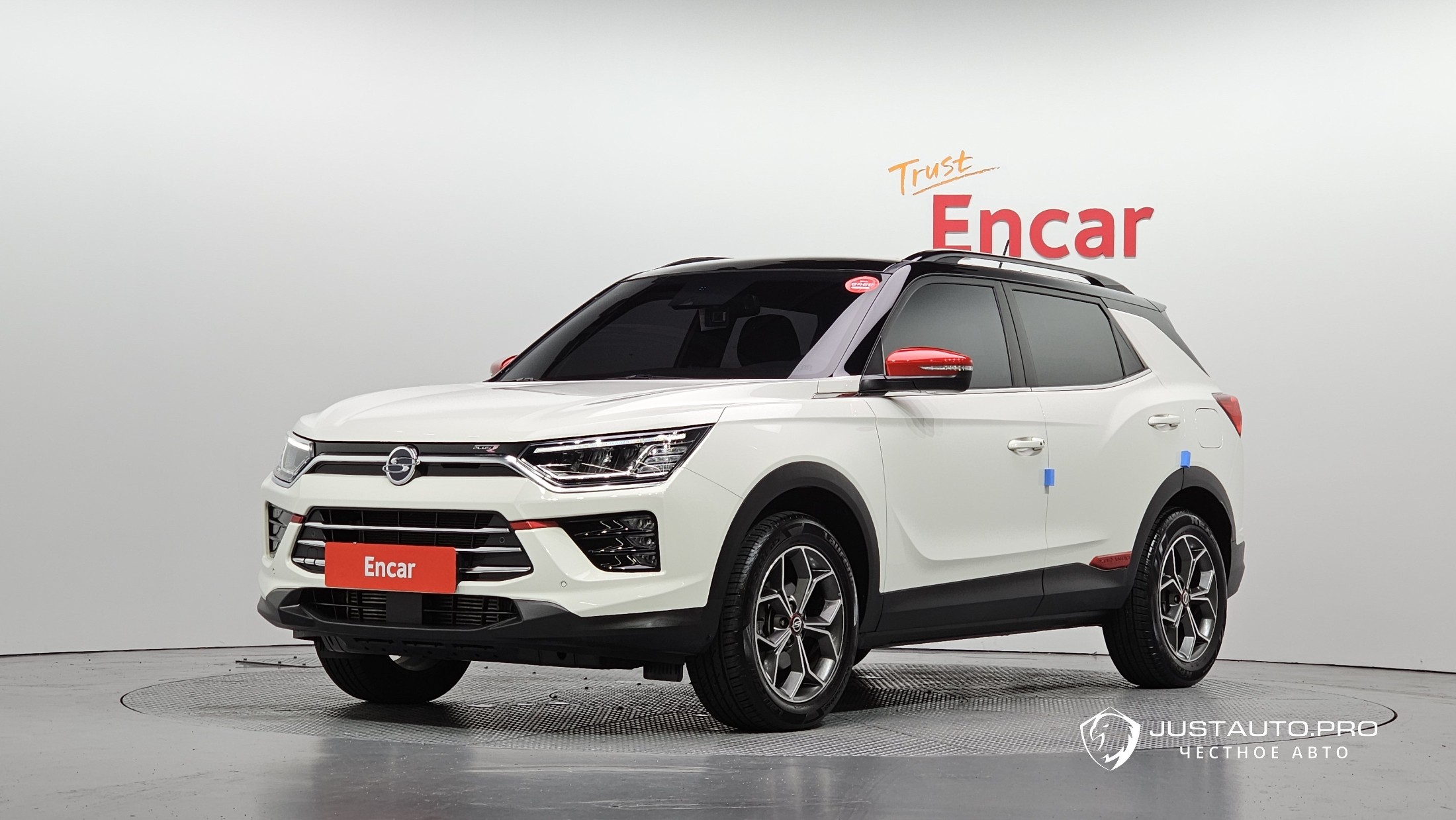Автомобиль KG_Mobility_Ssangyong KORANDO
