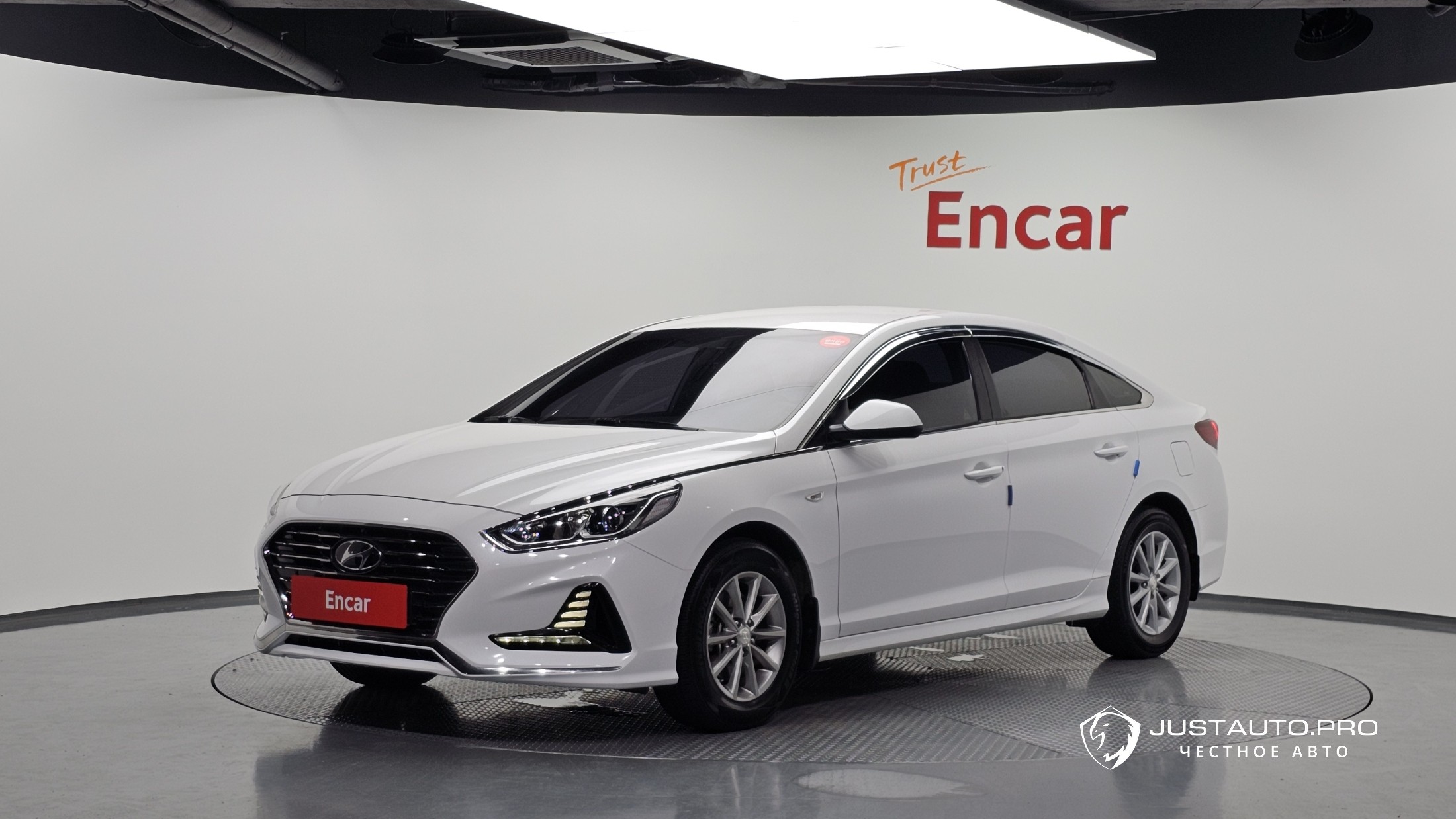 Автомобиль Hyundai Sonata