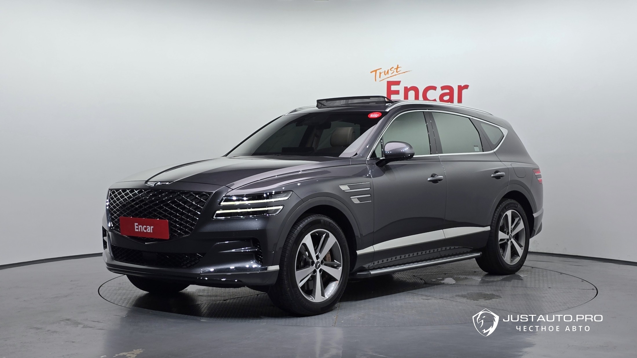Автомобиль Genesis GV80