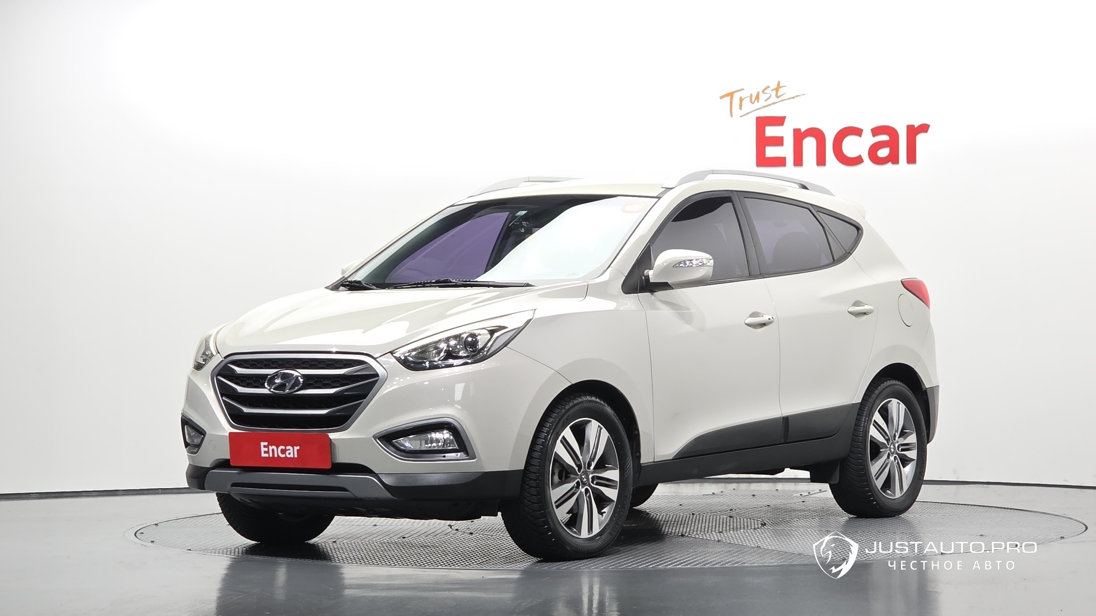 Автомобиль Hyundai Tucson