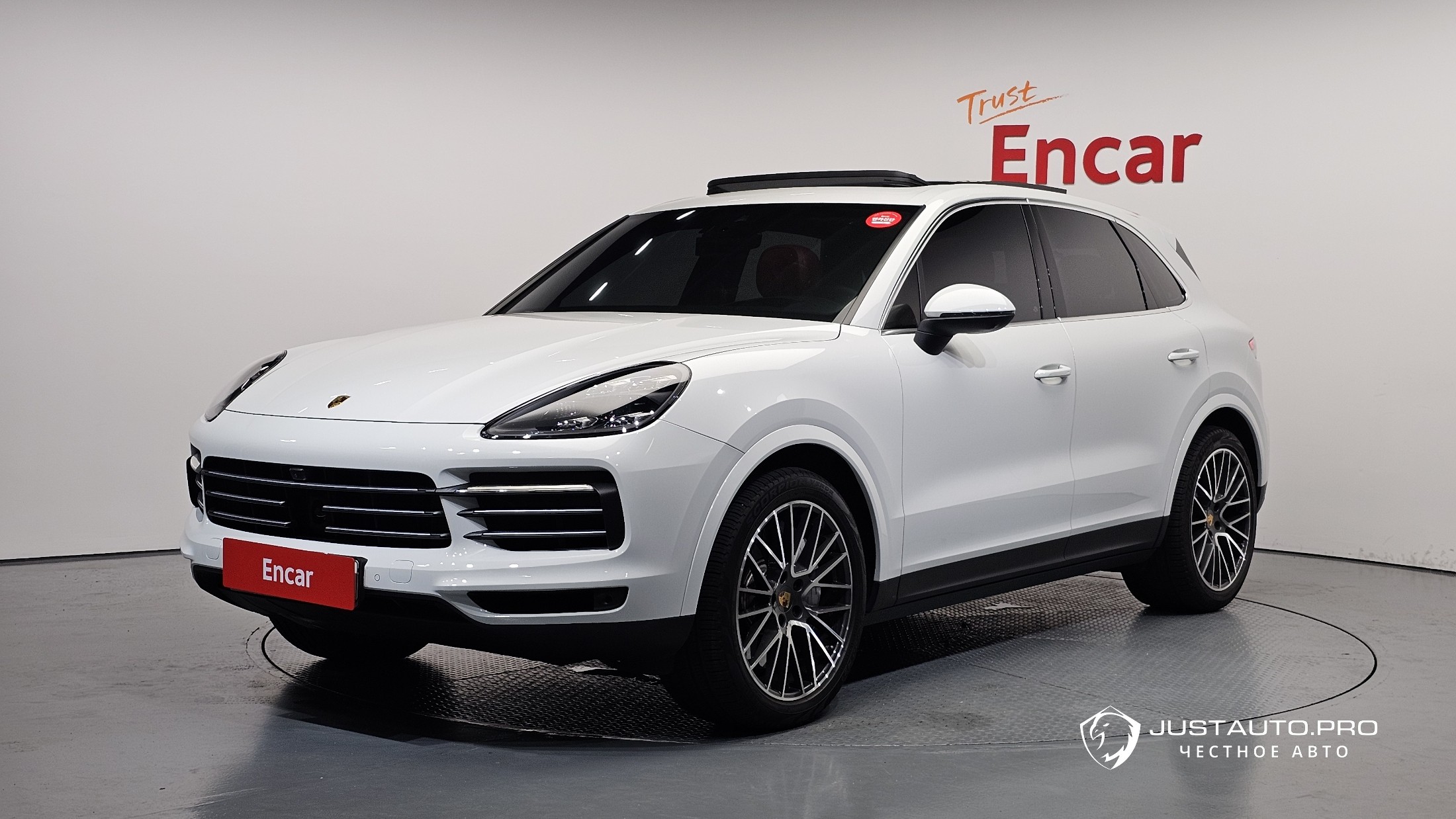 Автомобиль Porsche Cayenne