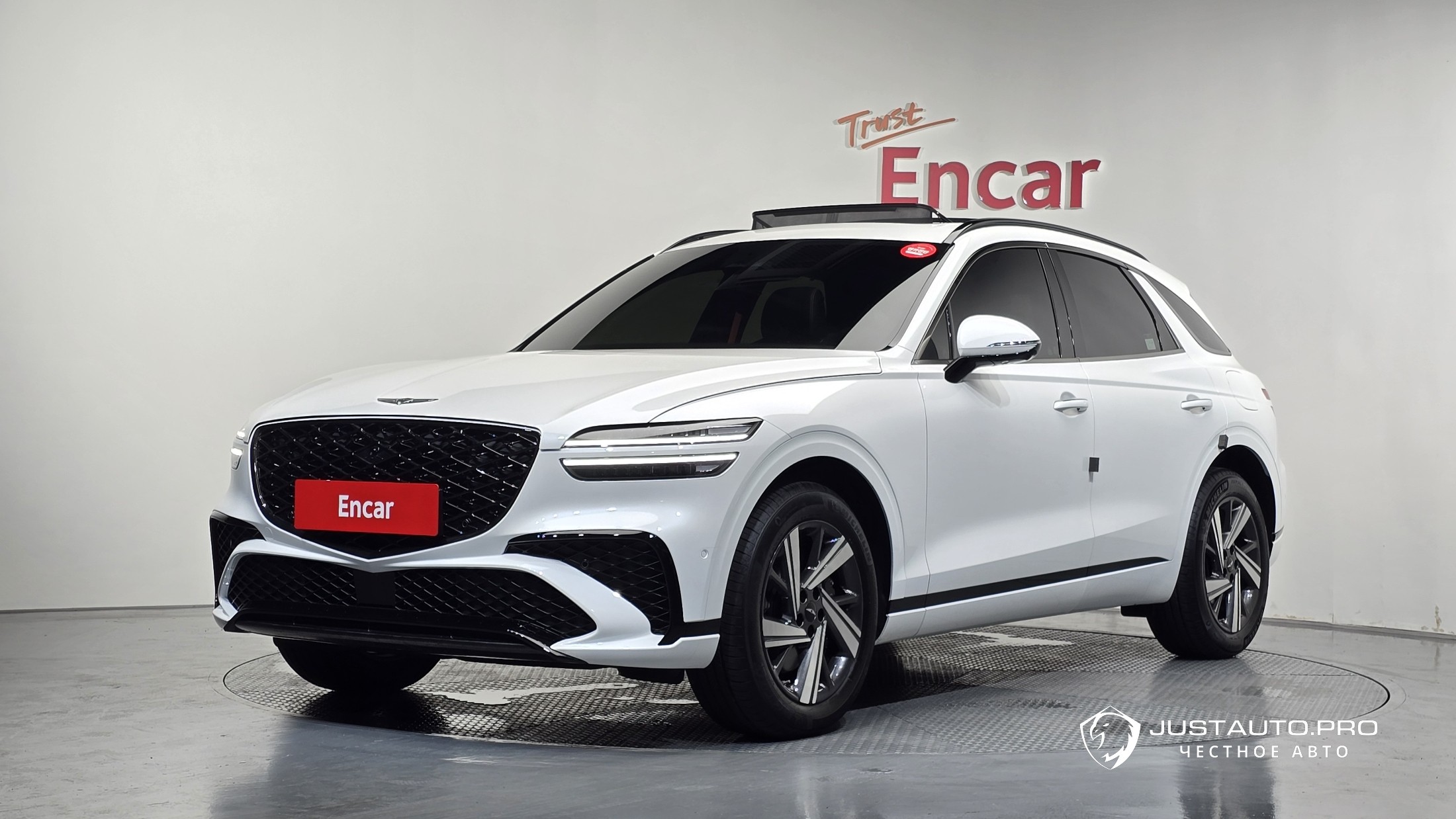 Автомобиль Genesis GV70