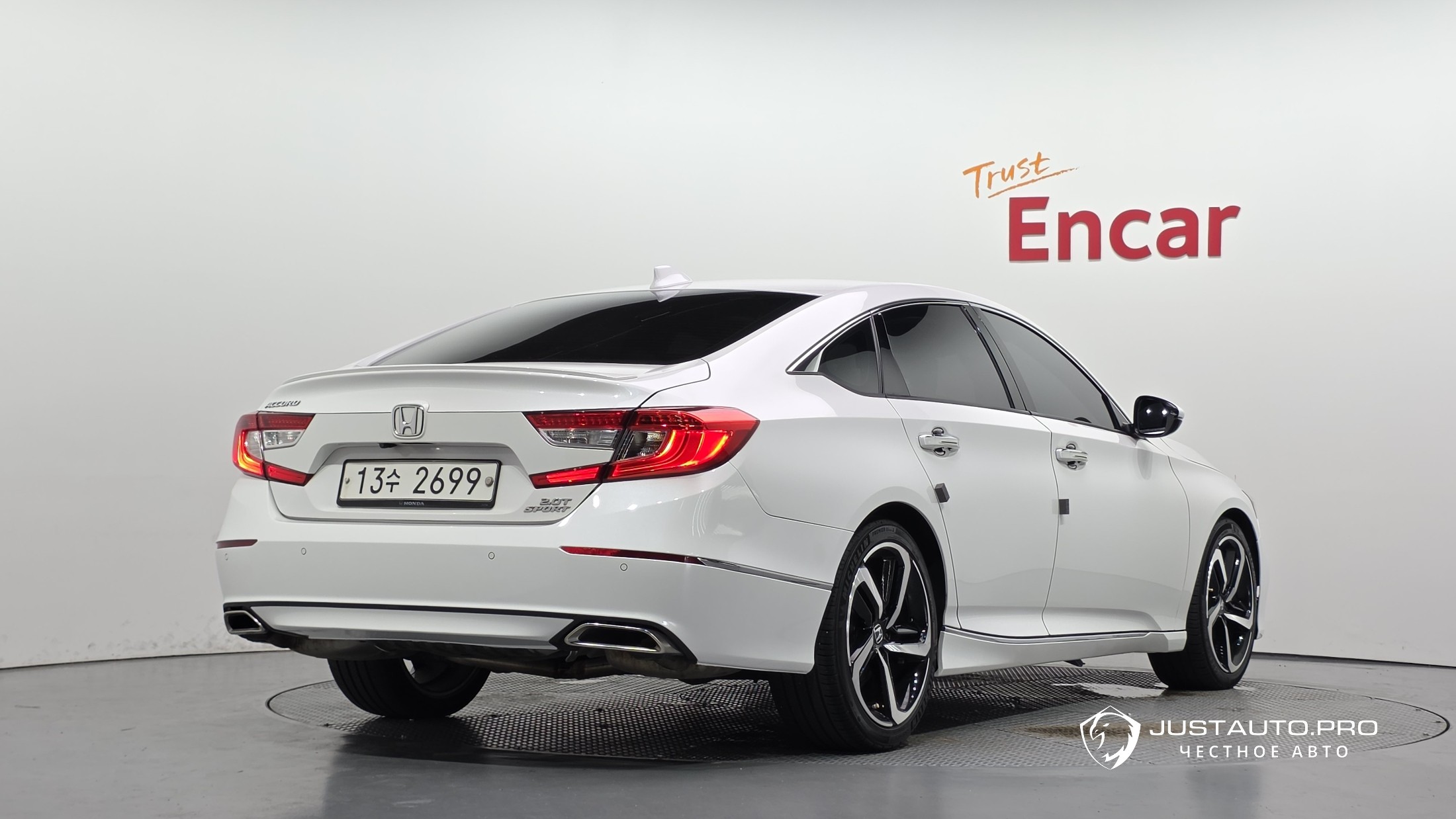 Автомобиль Honda Accord