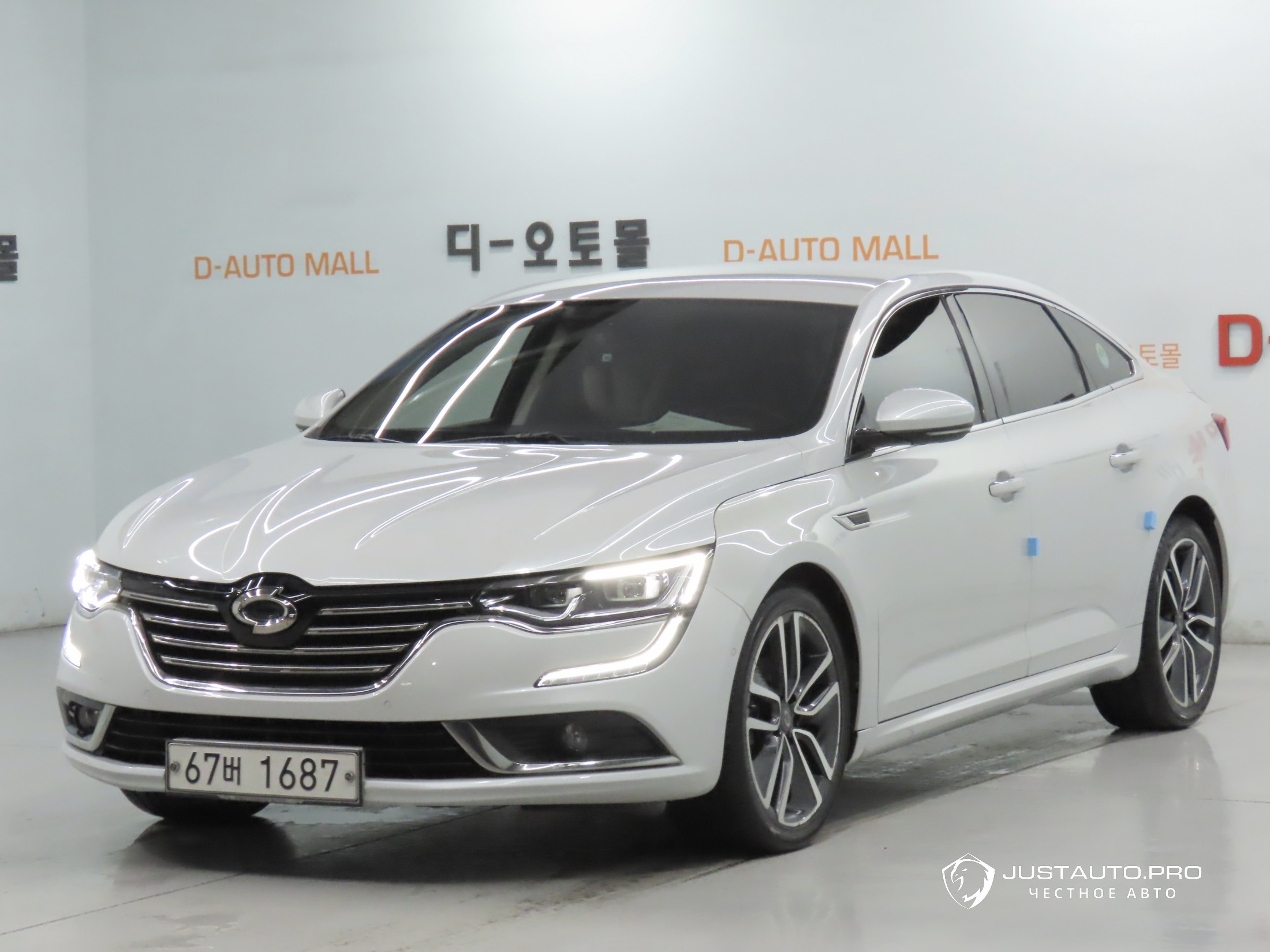 Автомобиль Renault-KoreaSamsung SM6