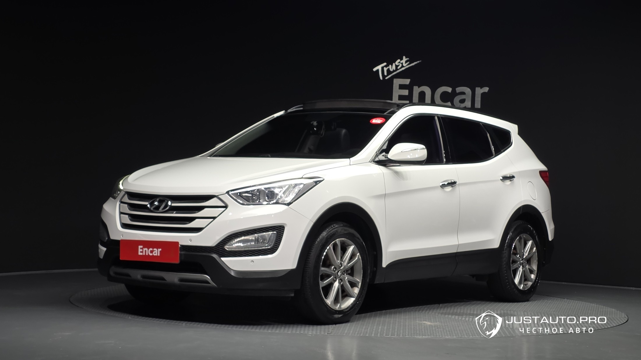 Автомобиль Hyundai Santafe