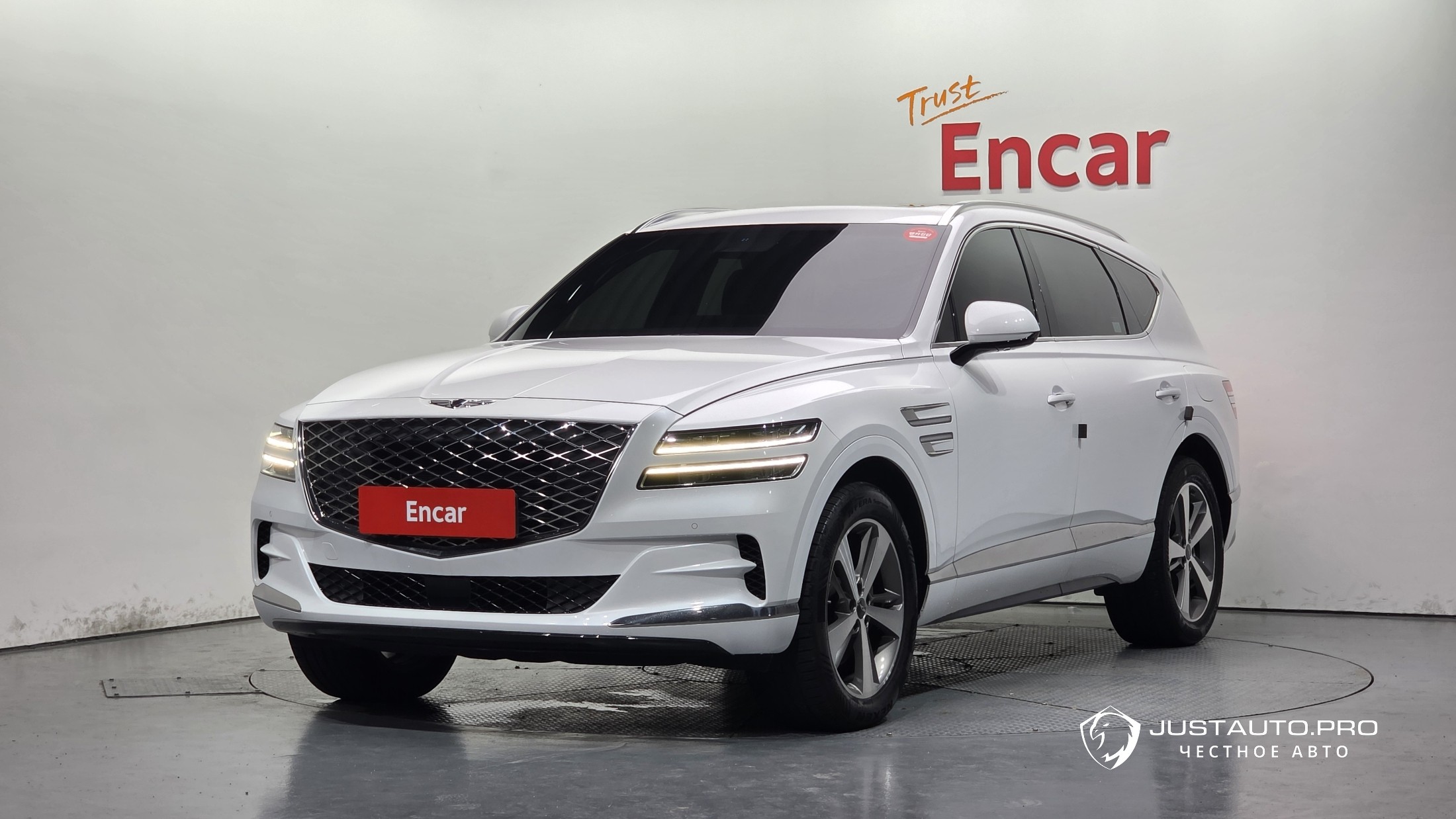 Автомобиль Genesis GV80