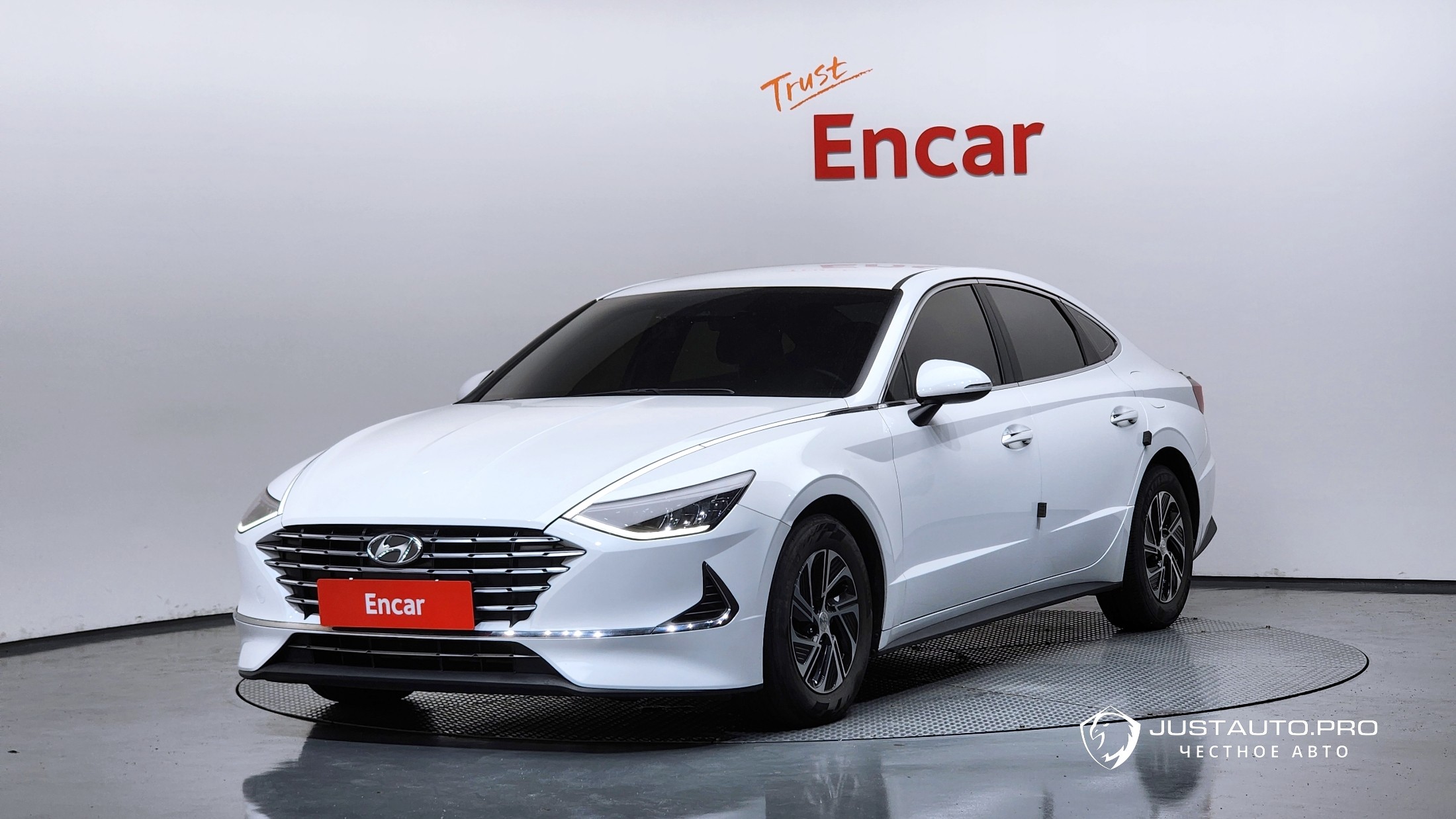 Автомобиль Hyundai Sonata