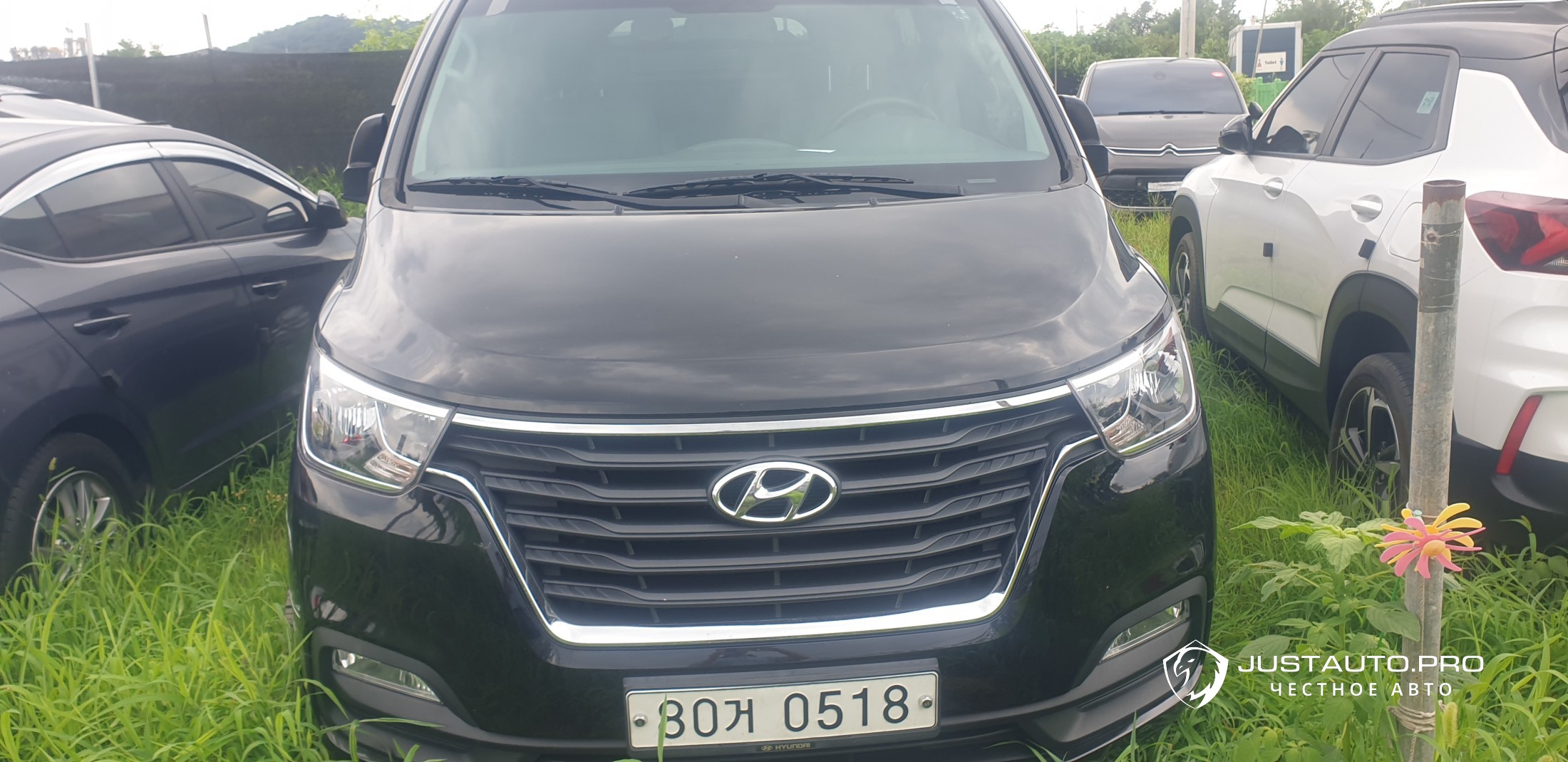 Автомобиль Hyundai Starex