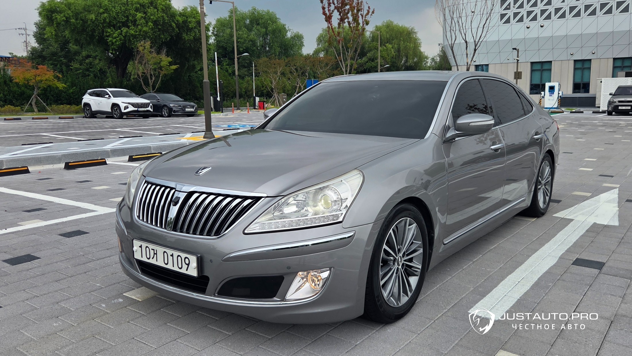 Автомобиль Hyundai Equus