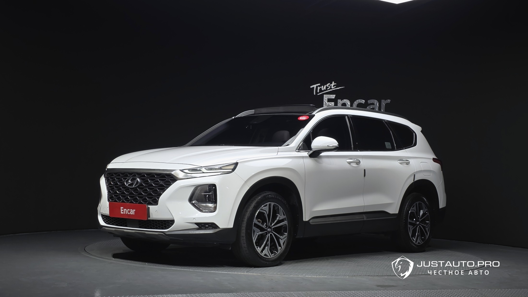 Автомобиль Hyundai Santafe