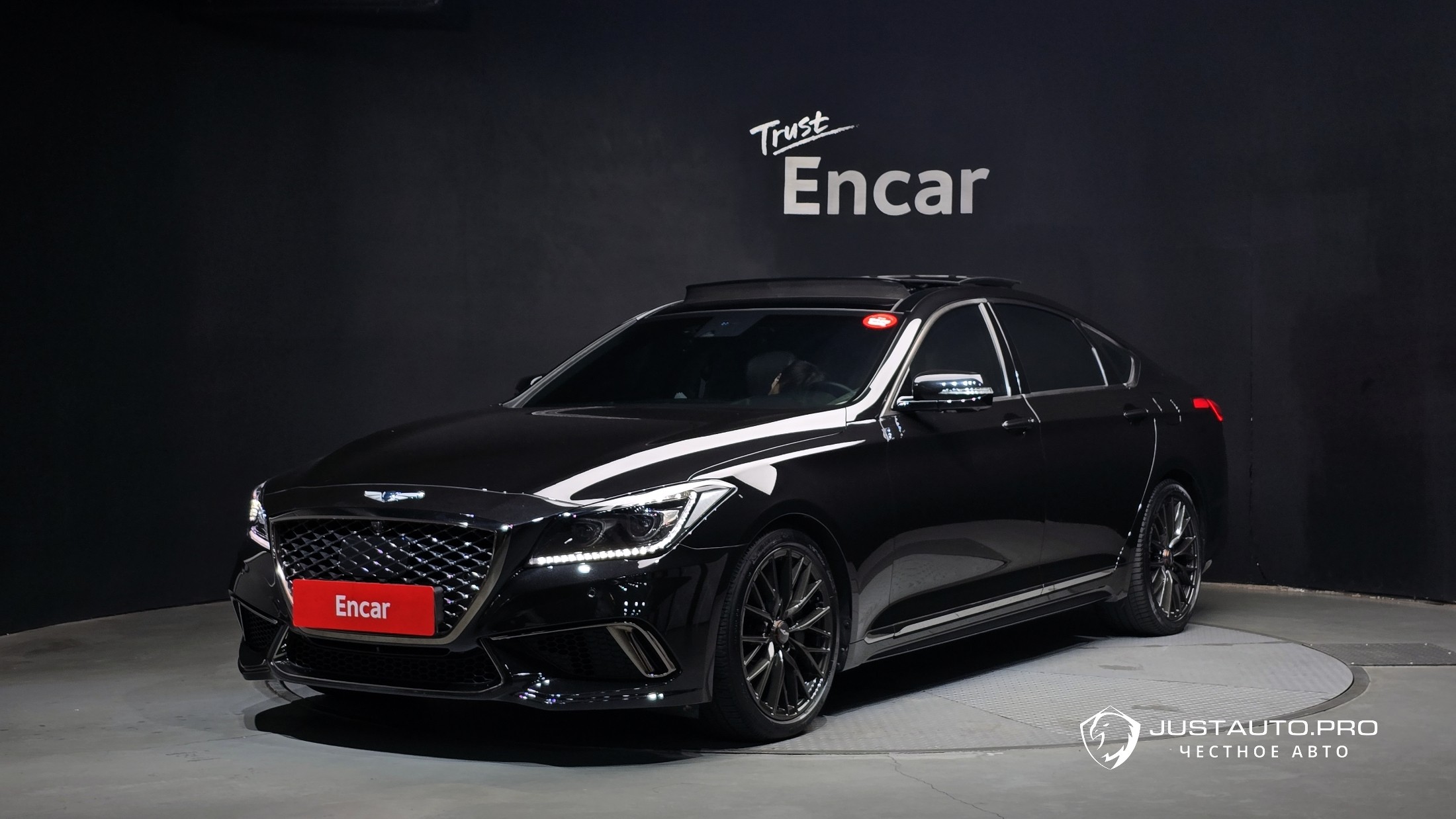 Автомобиль Genesis G80